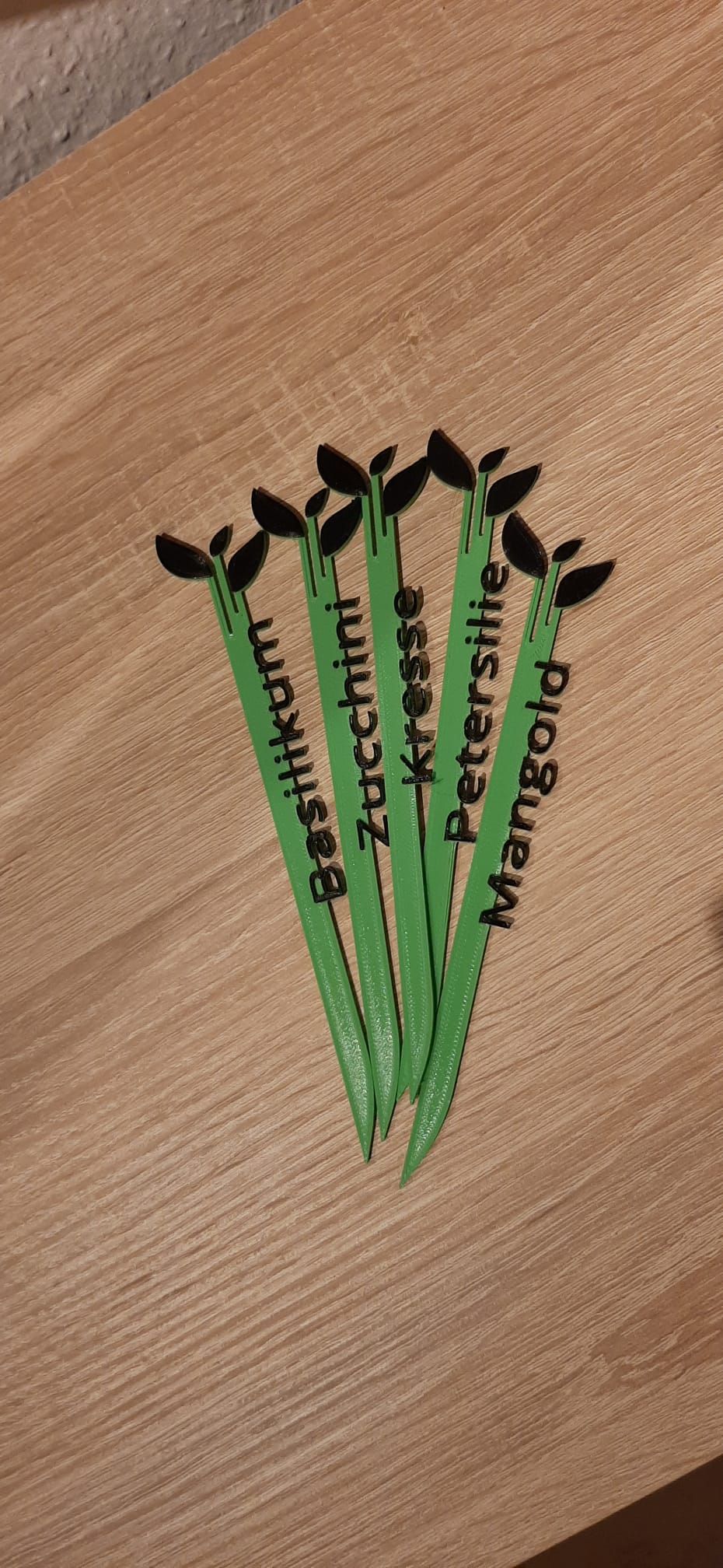 Plant labels / Pflanzenschilder (German / deutsch)