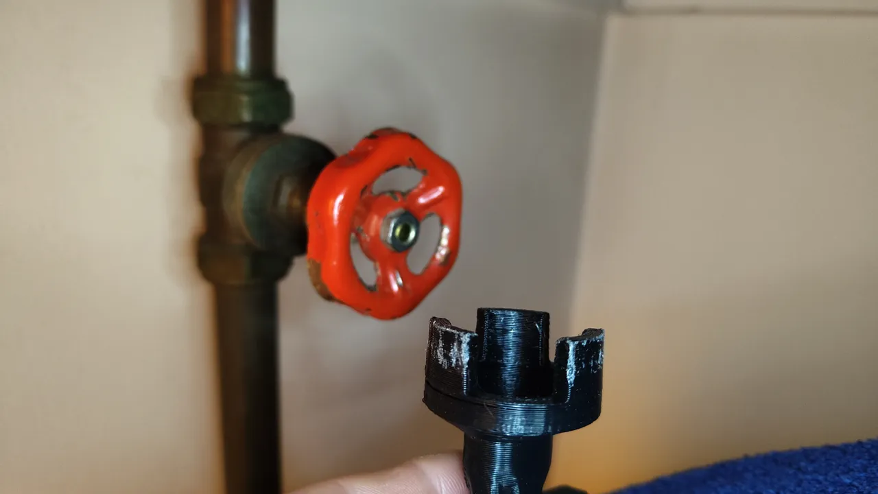 Tool to deals open water valve