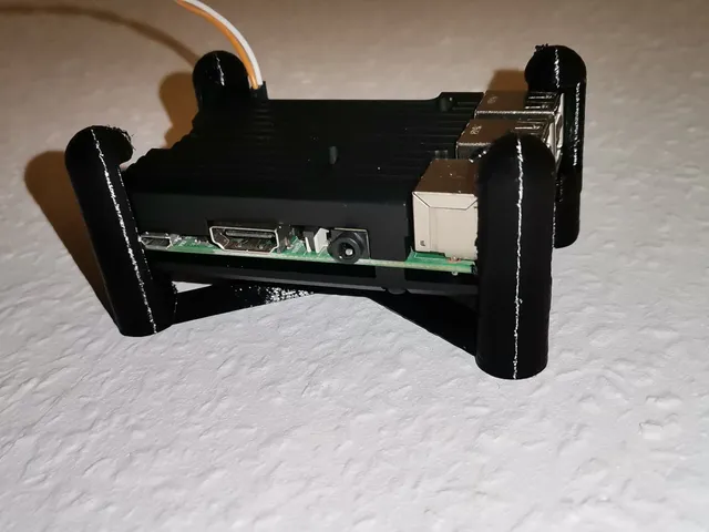 Raspberry Pi 3 / 4 / 5 Alu-Extrusion 2020, 4040,... / Wallmount