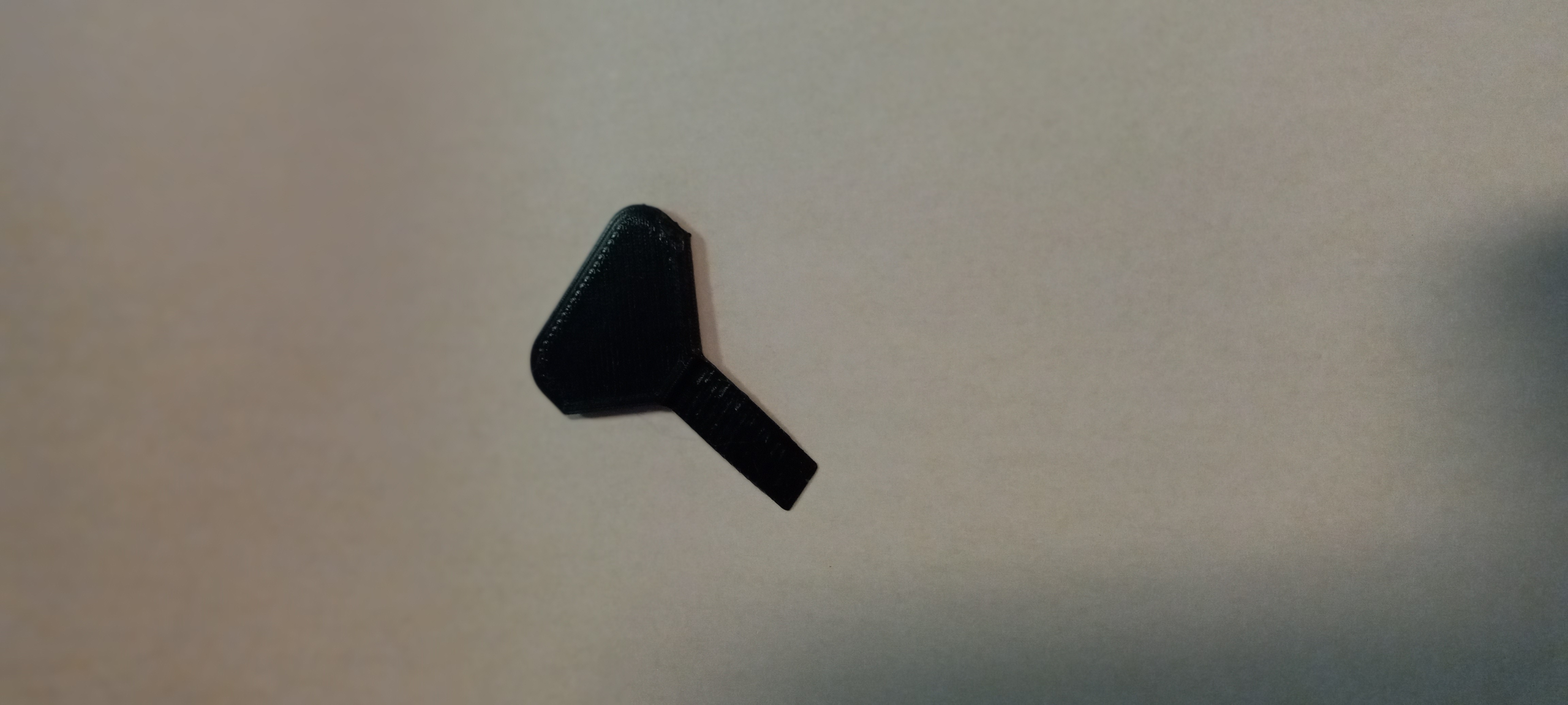 Miniatura 3 do modelo 3D Caliper Battery Saver
