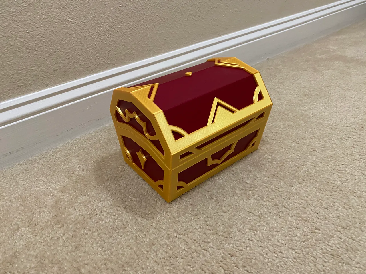 Treasure chest with gold | 3D model