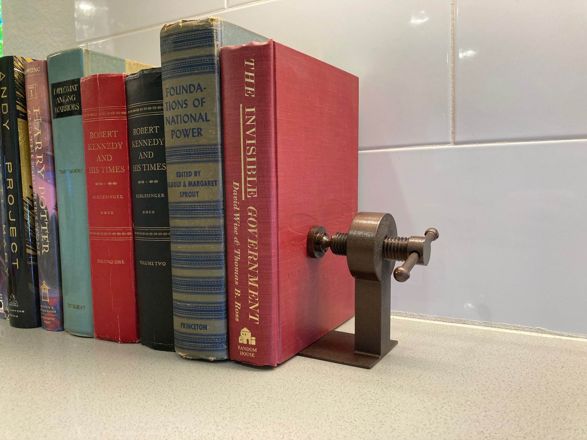 Vintage Style Bookend Vice by Download free STL model