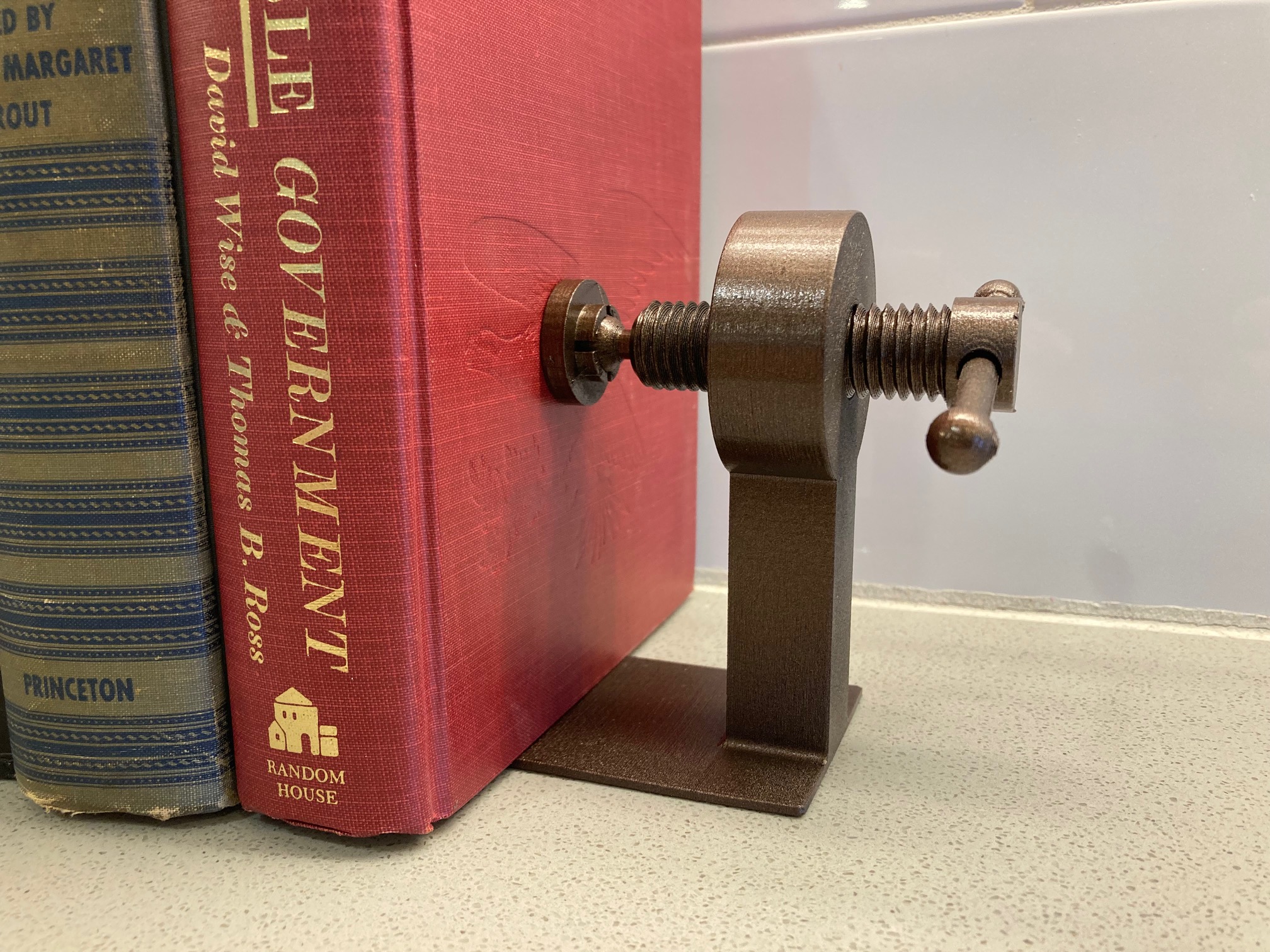 Vintage Style Bookend Vice by Download free STL model