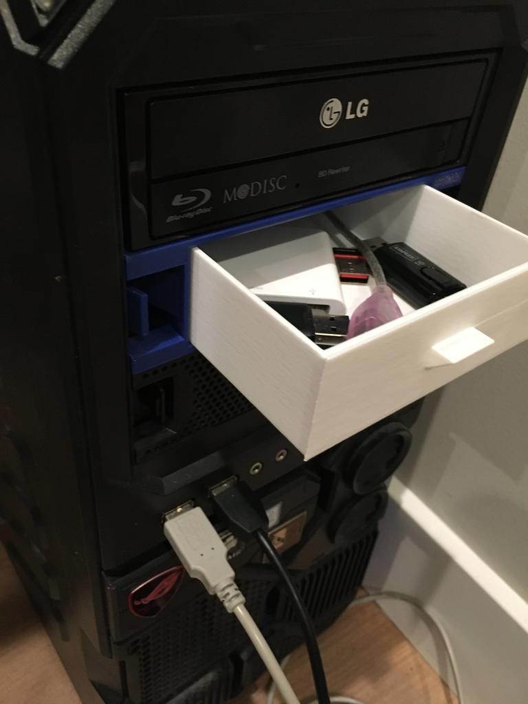 CD-slot Computer Drawer