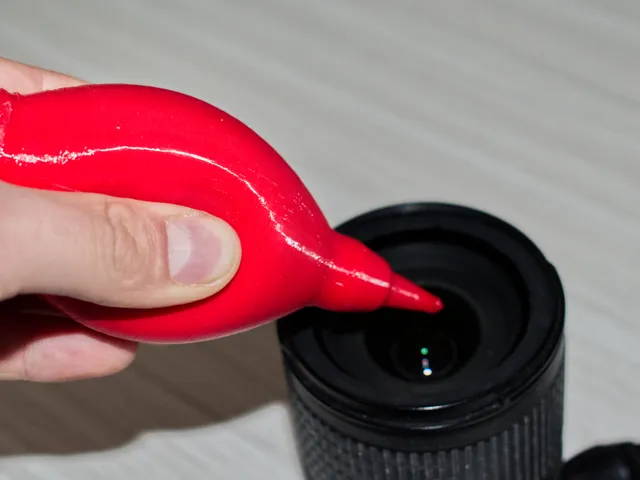 Lens Blower