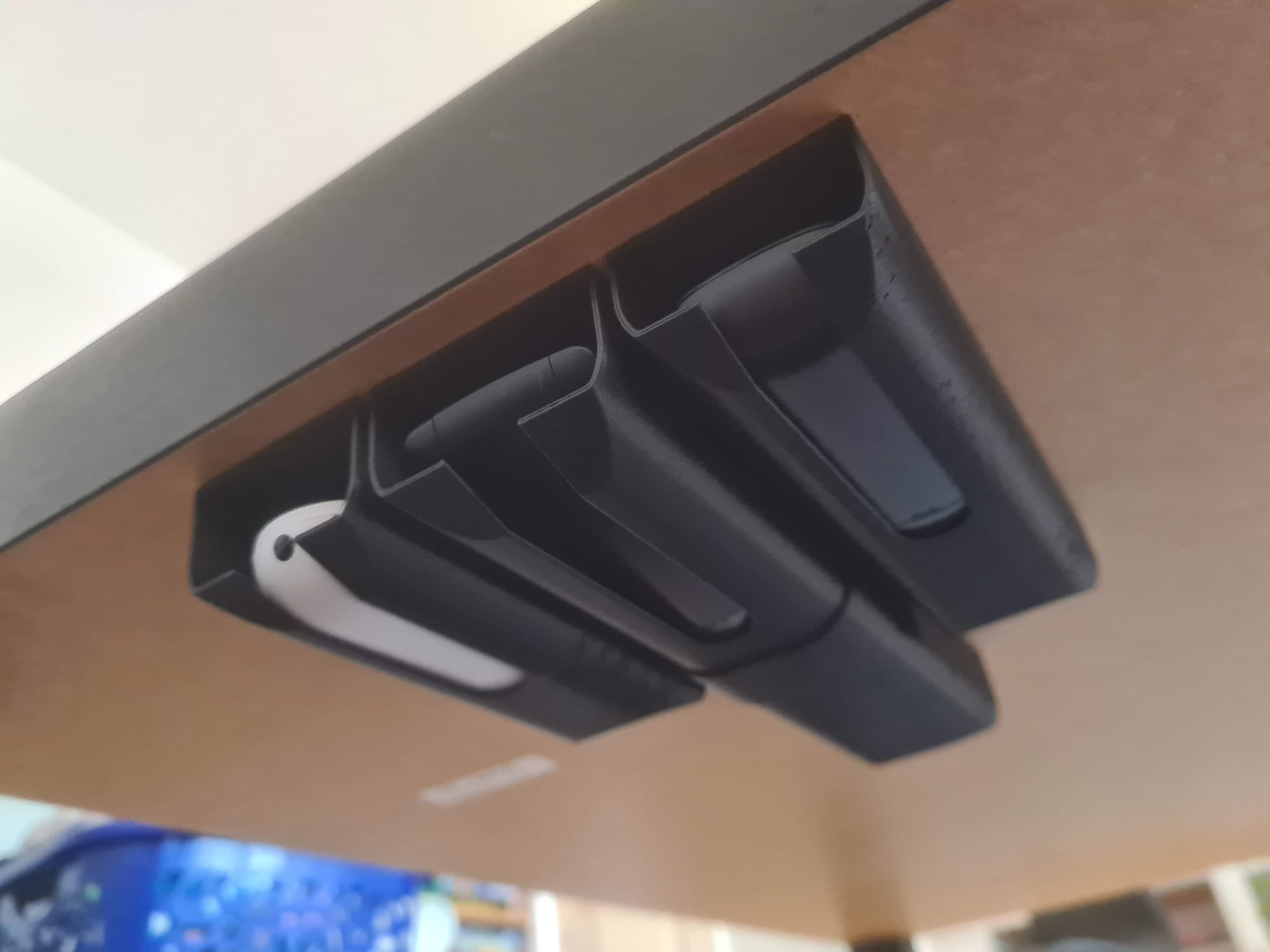 Parametric Remote Control Holder (with Fusion360-File)