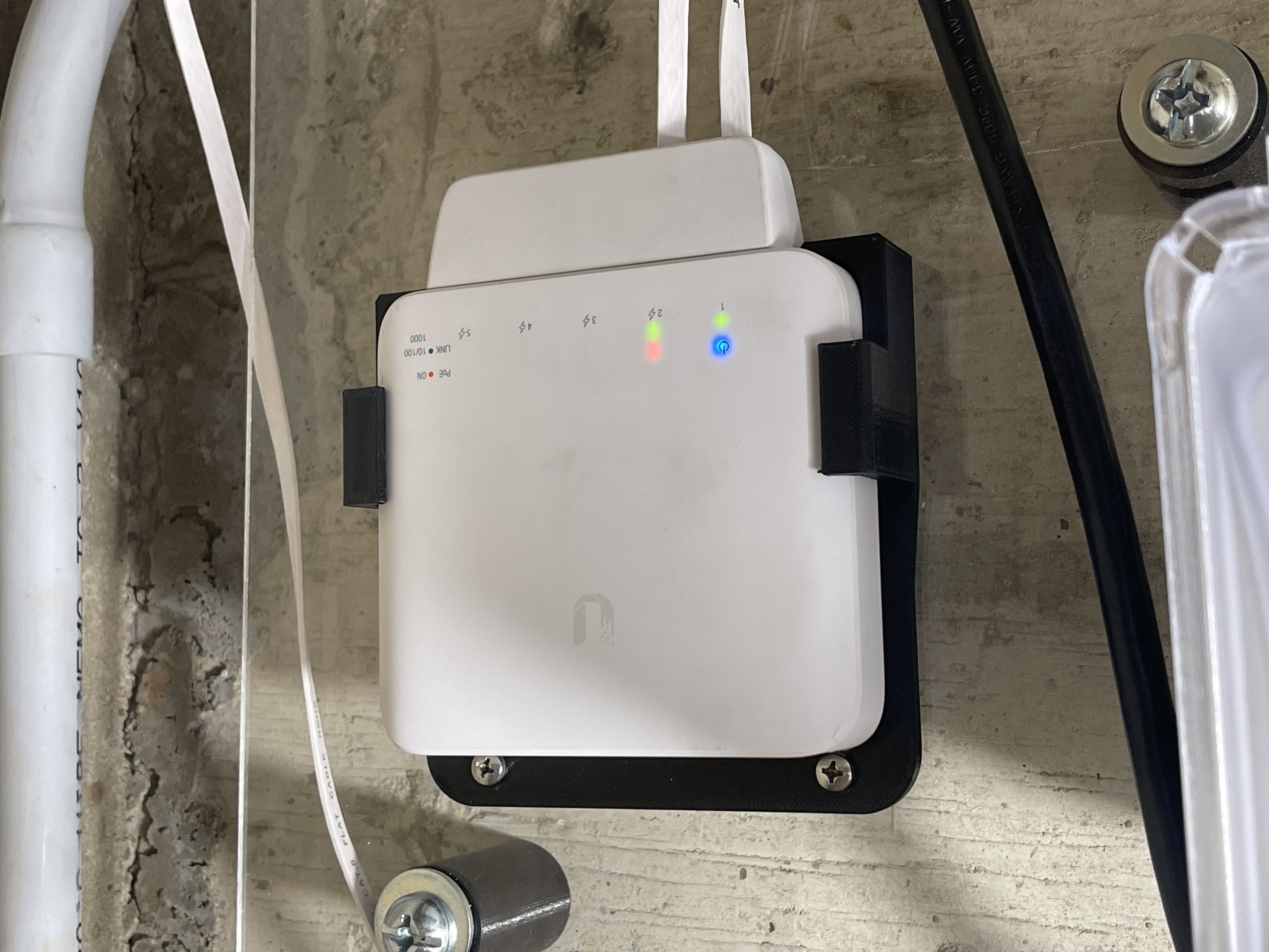 Usw flex wall mount by chris download free stl model printables