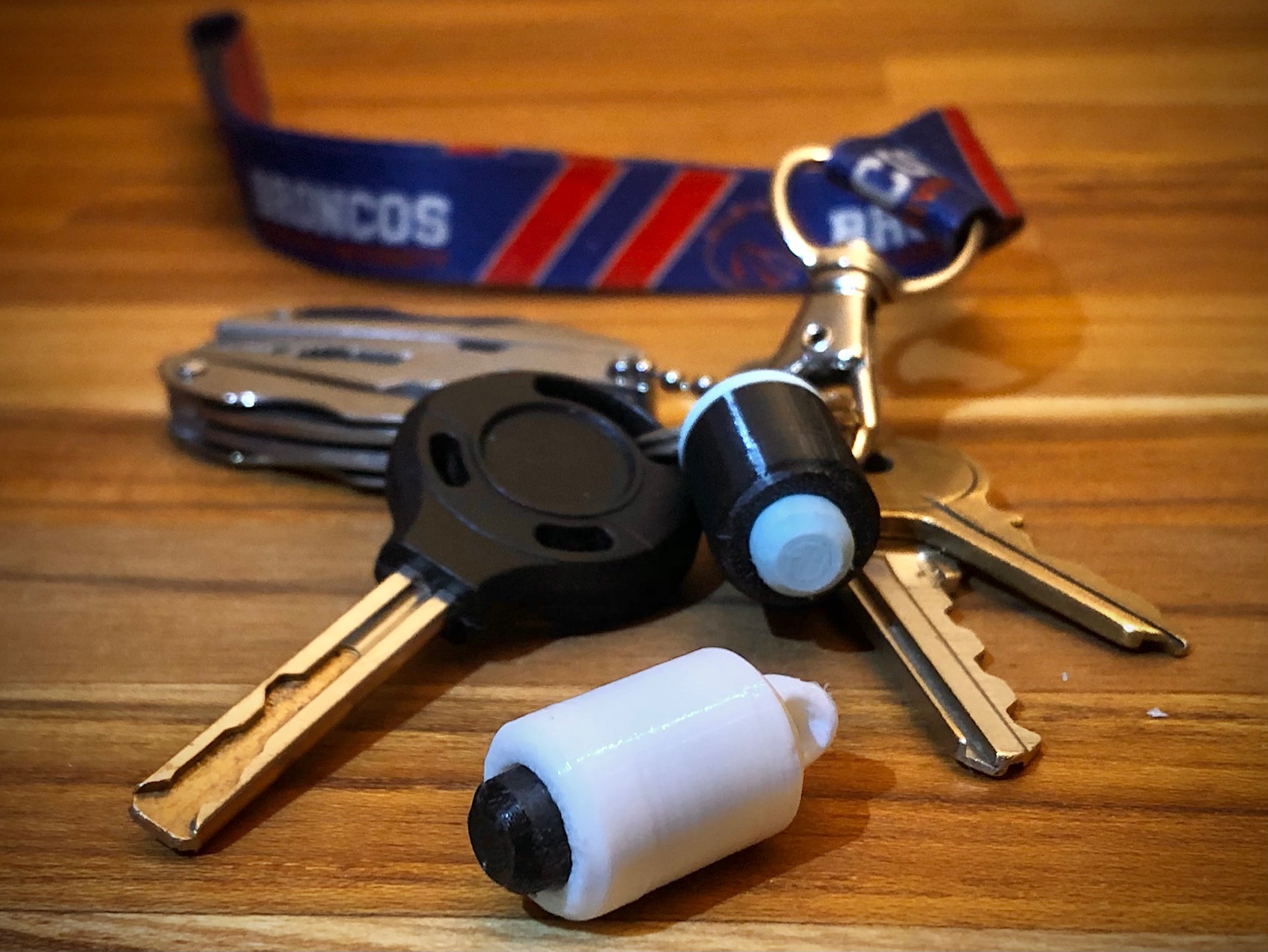 Micro Fidget Button - Magnet Assisted