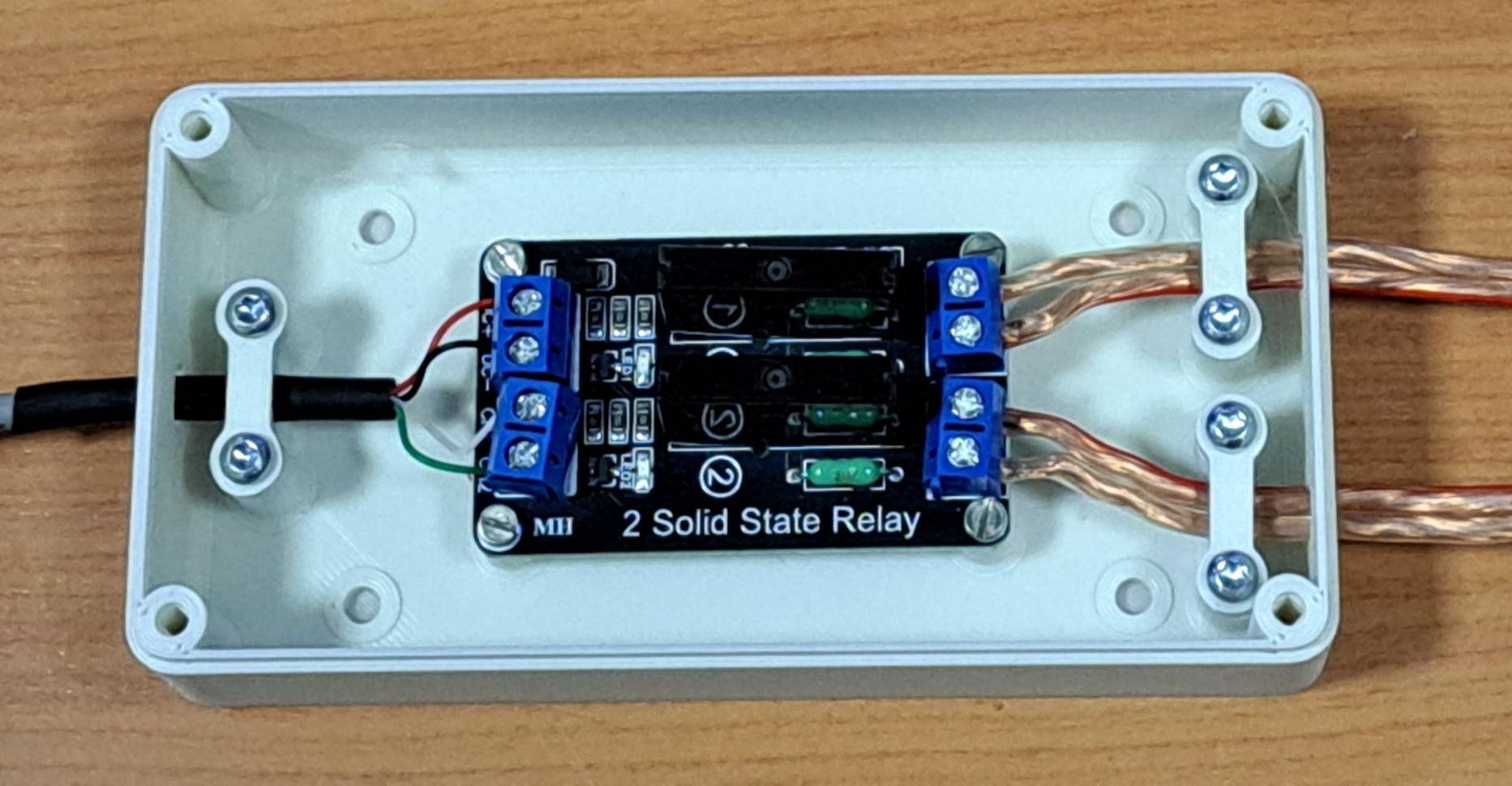 Cover / Housing for SolidStateRelais