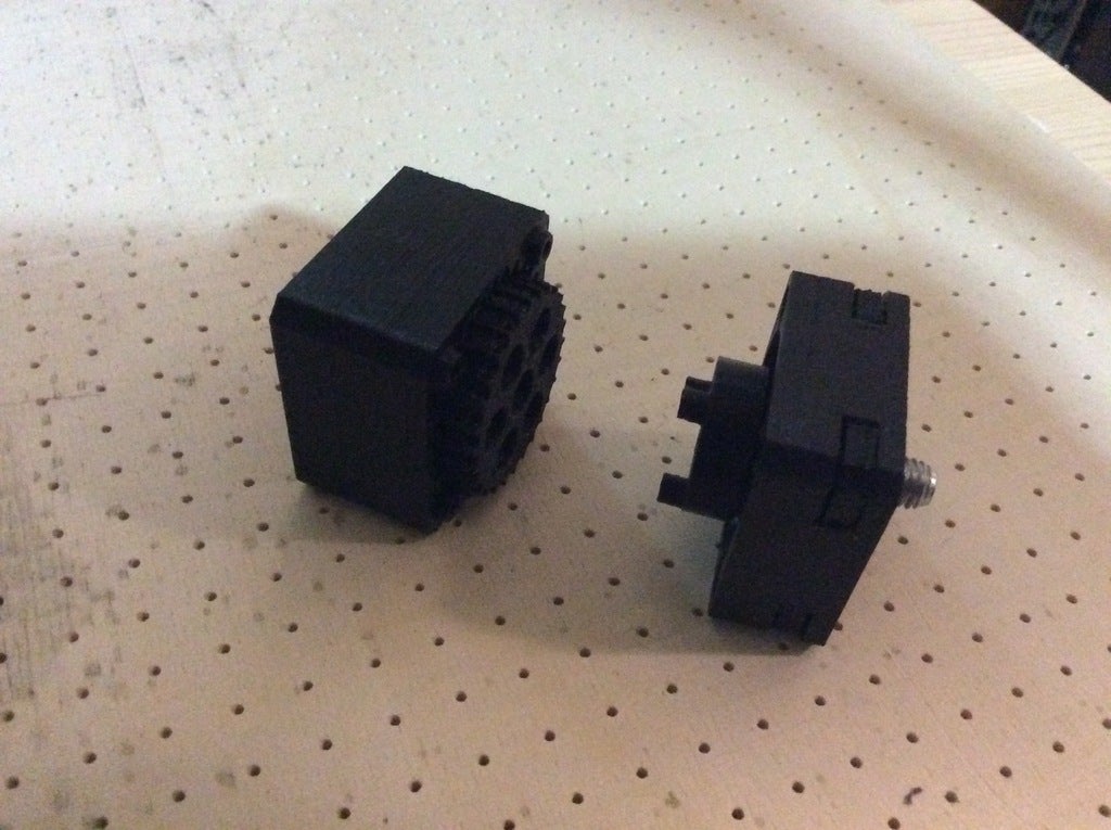 Nema 17 Cycloidal Gear box prototype — miniatura 2
