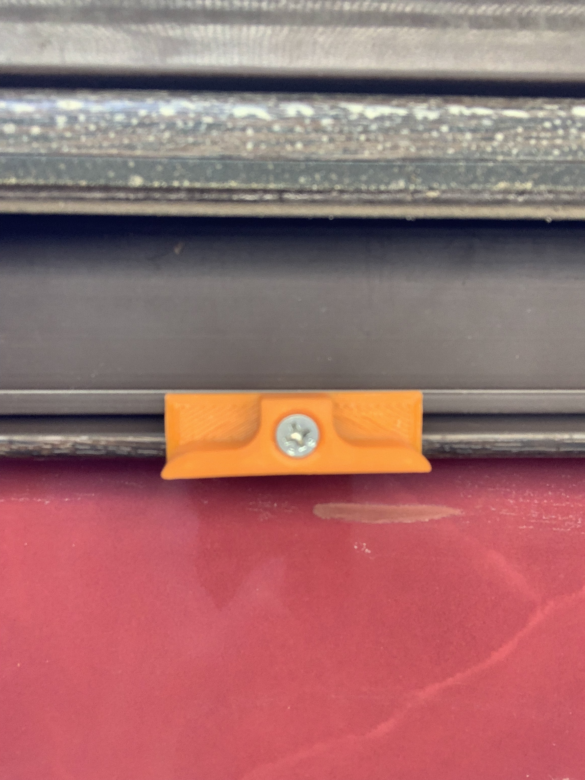 Miniatura 4 do modelo 3D Window Frame Closing Bracket