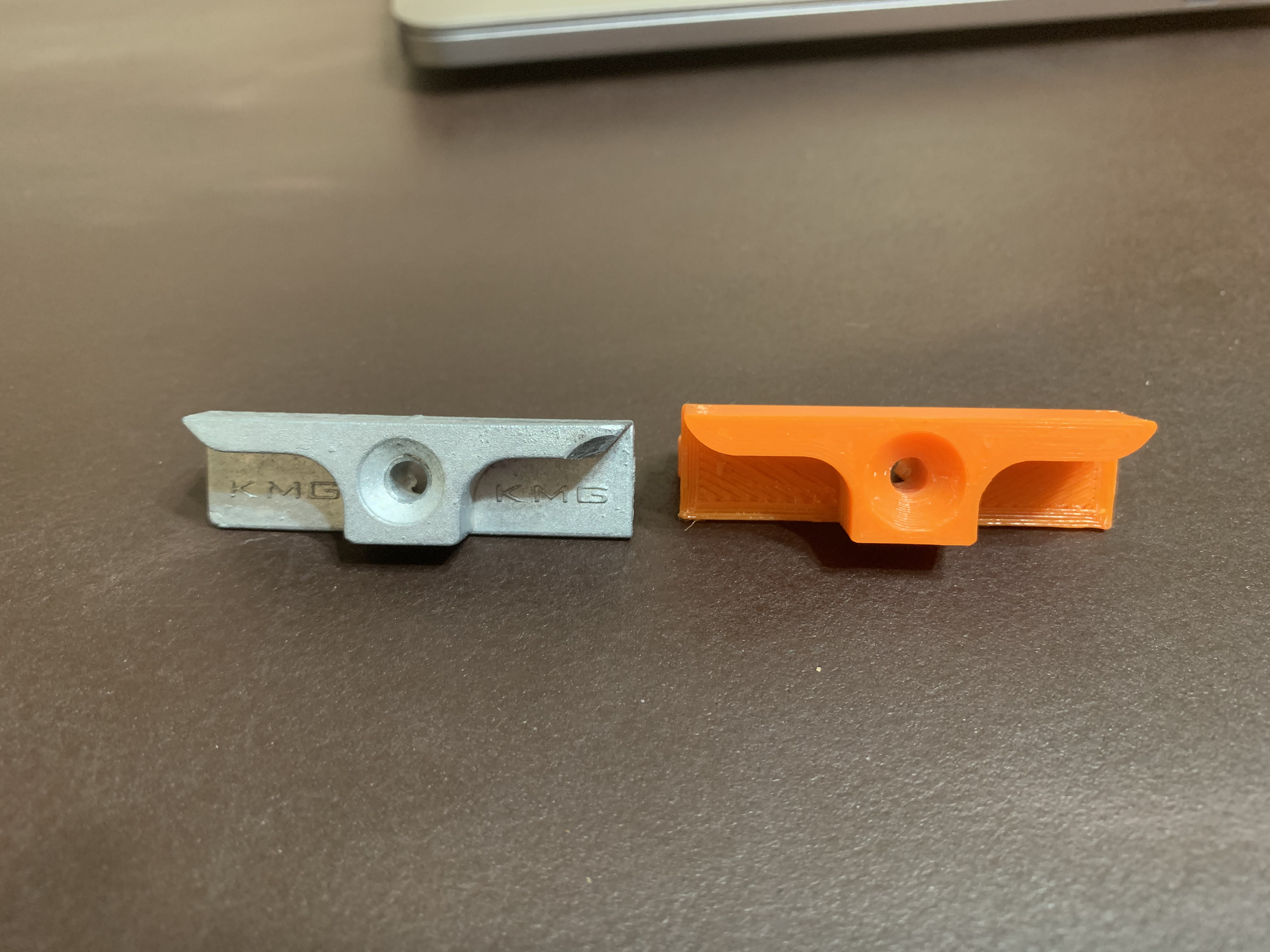 Miniatura 5 do modelo 3D Window Frame Closing Bracket