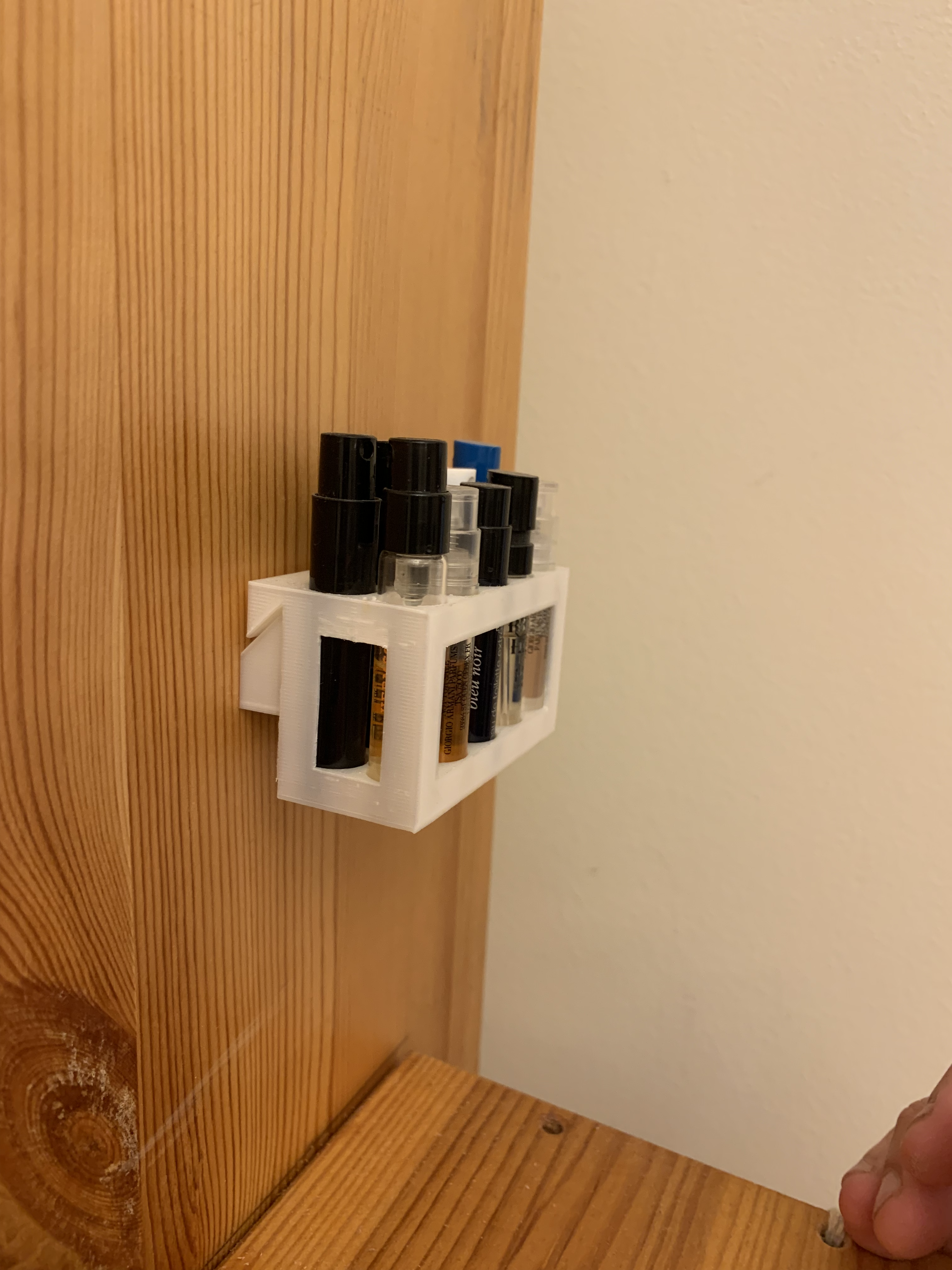 Miniatura 2 do modelo 3D Perfume Sample Holder (Support)