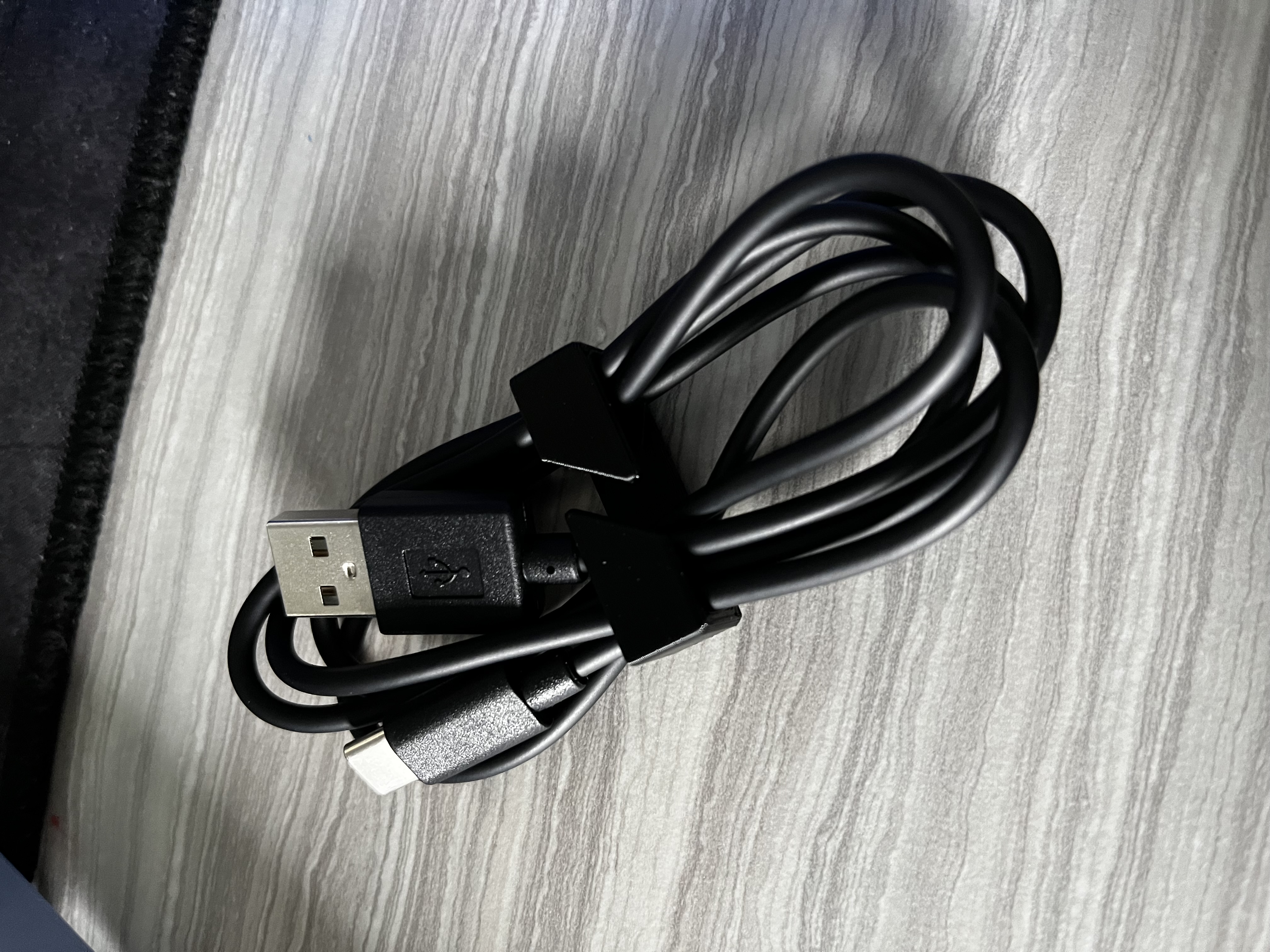 Simple Cable Clip / Einfacher Kabel Clip