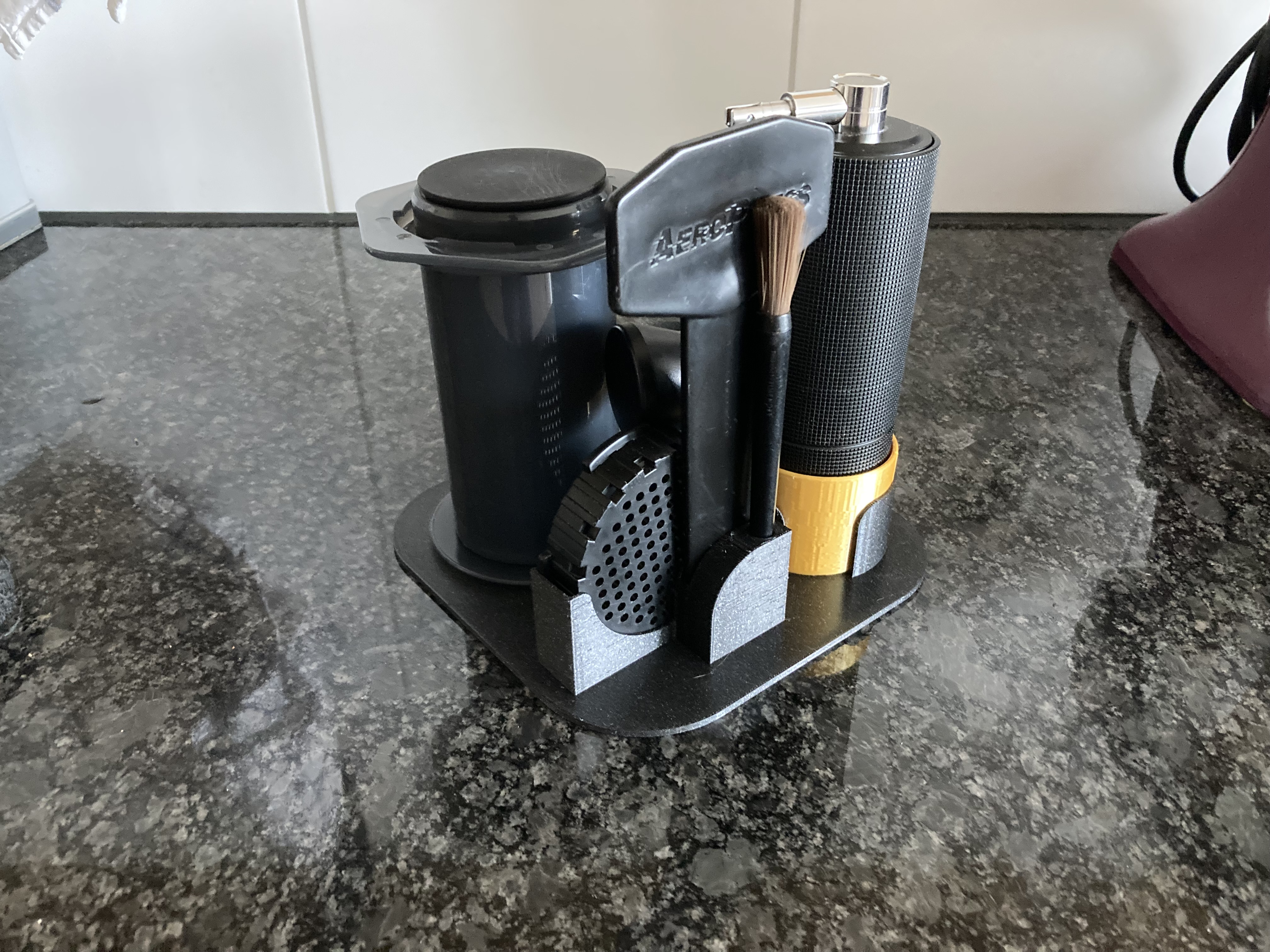 Aeropress + Timemore C3 Pro station