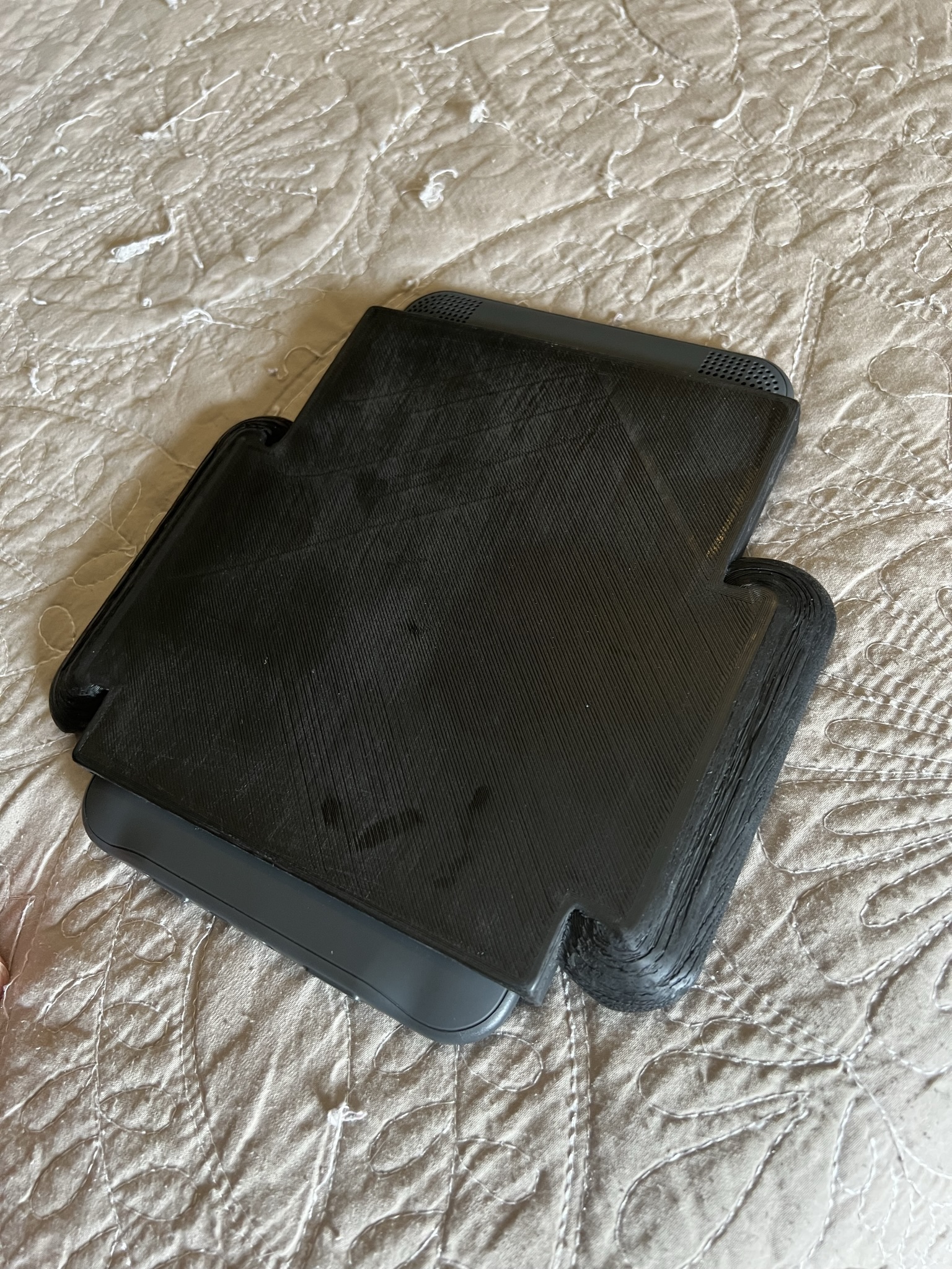 Grab Bars for Kindle 3 Keyboard by CTXSROX Download free STL model