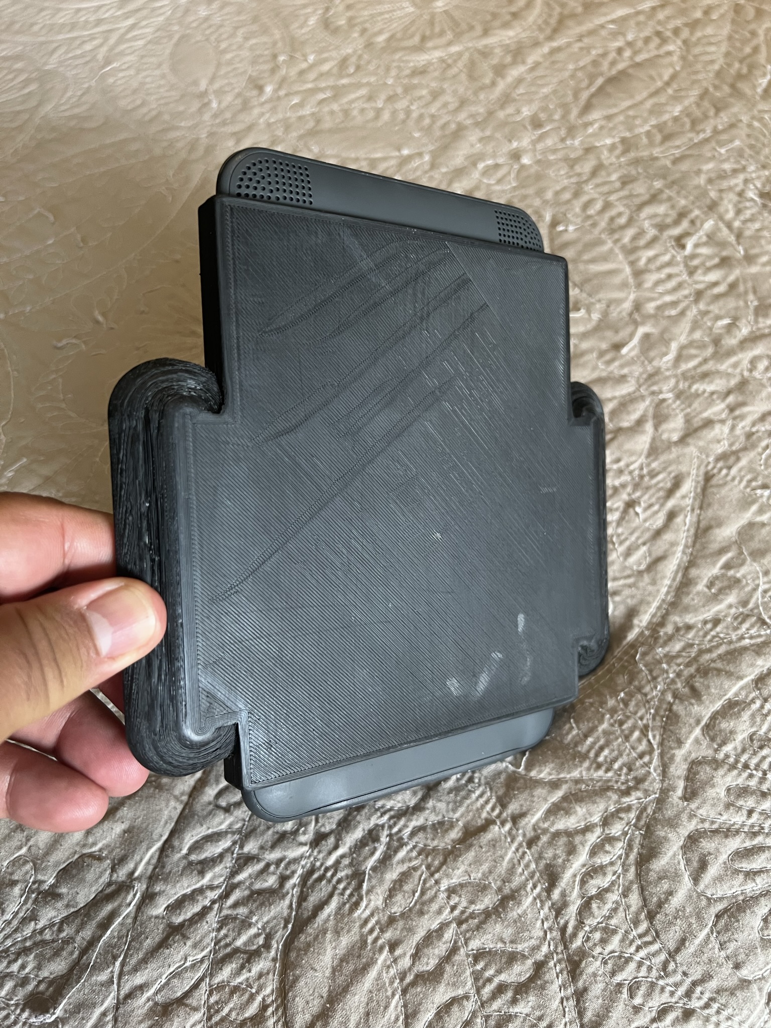 Grab Bars for Kindle 3 Keyboard by CTXSROX Download free STL model