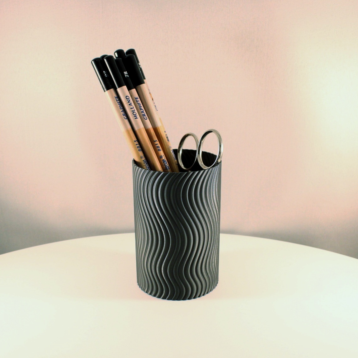 Wavy Pencil Holder (Vase Mode)