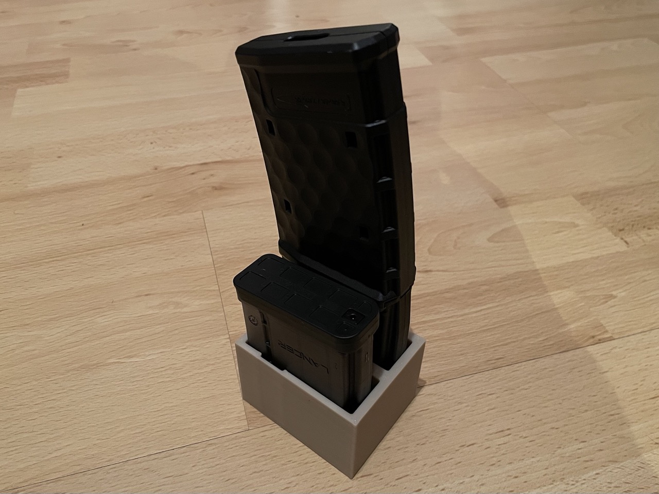 AR Magazine Holders by primo Download free STL model