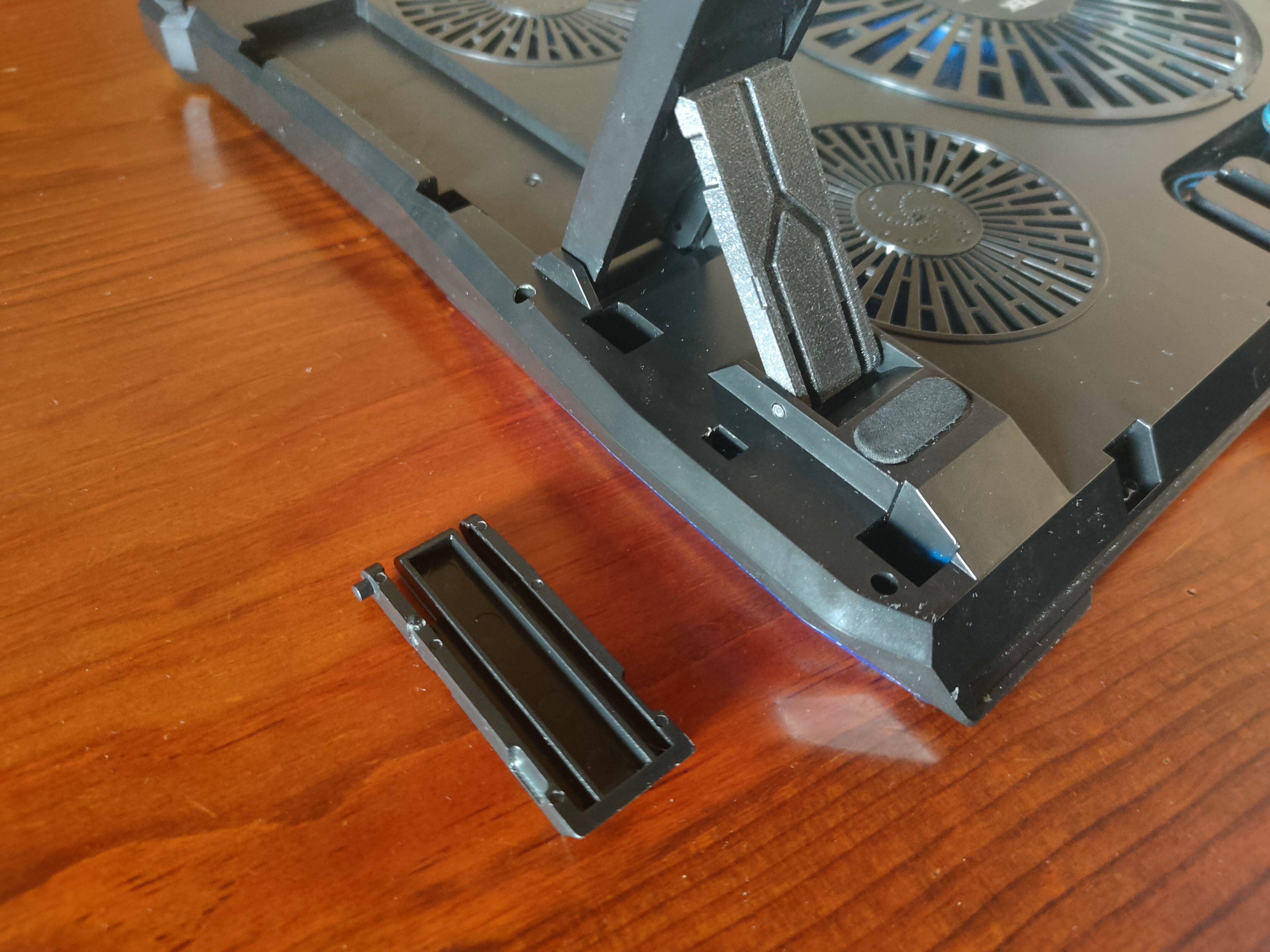 Laptop stand fix