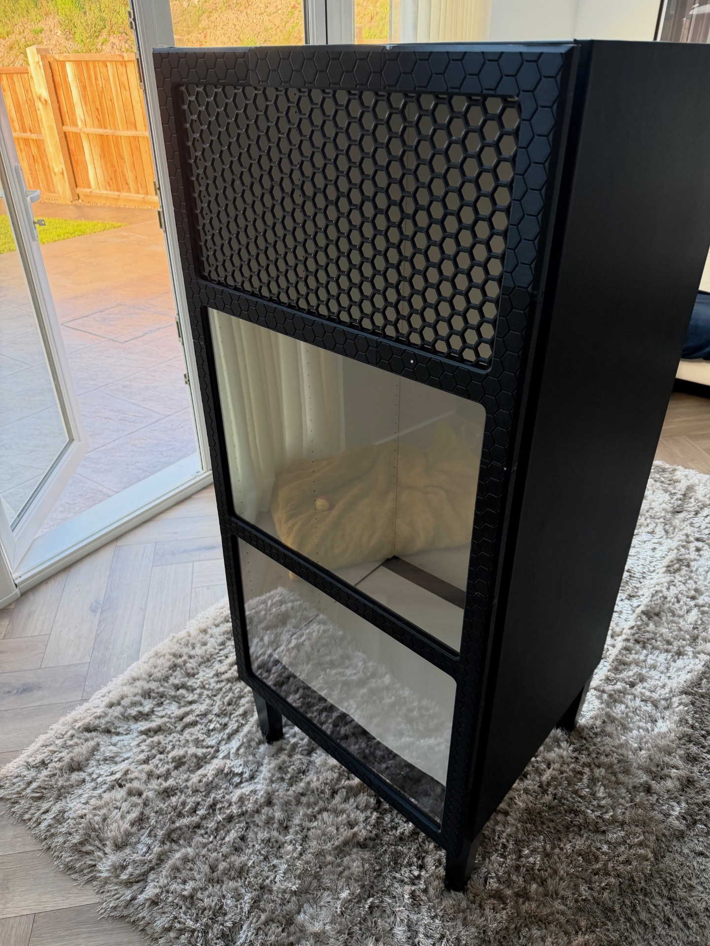 IKEA Platsa 120cm by 60cm door frame with ventilation and clear screens