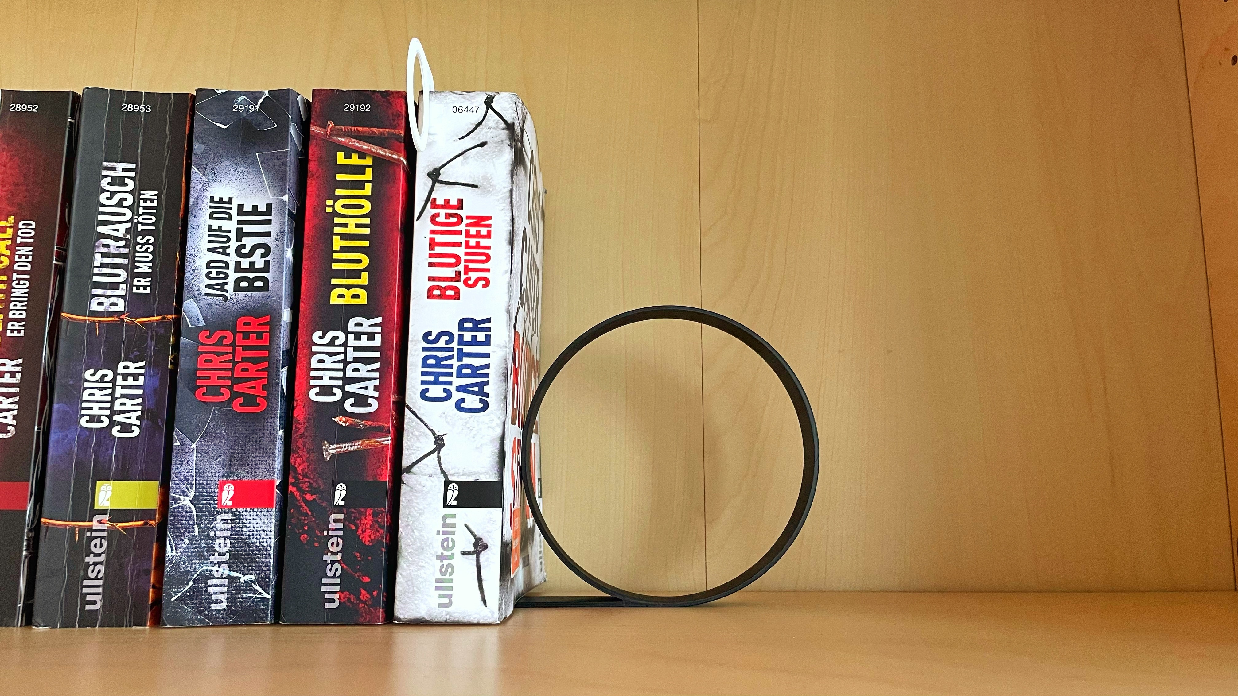 The bookRING - Plain design bookend (3 variations) / Bücherstütze