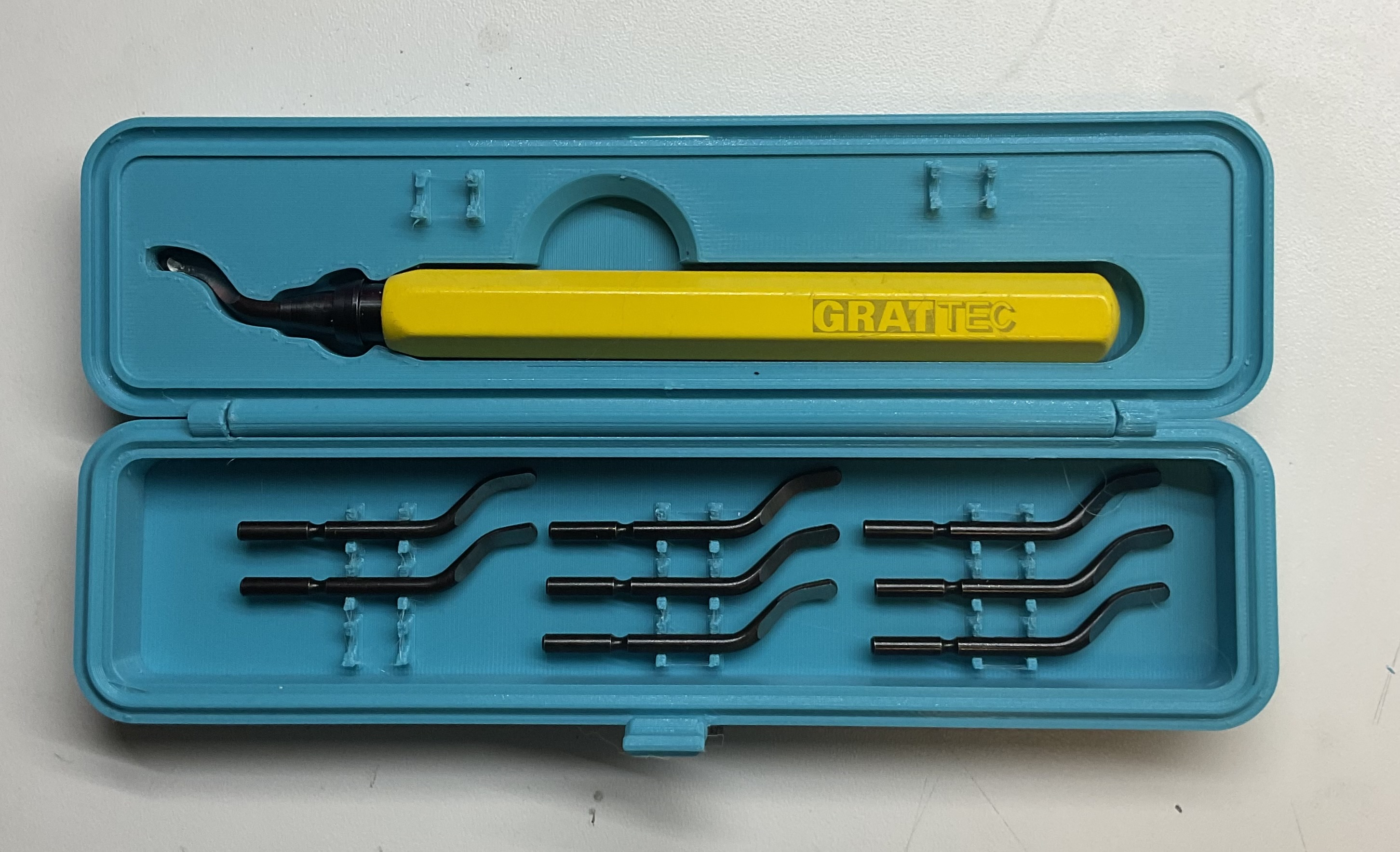 Deburring tool case Remix