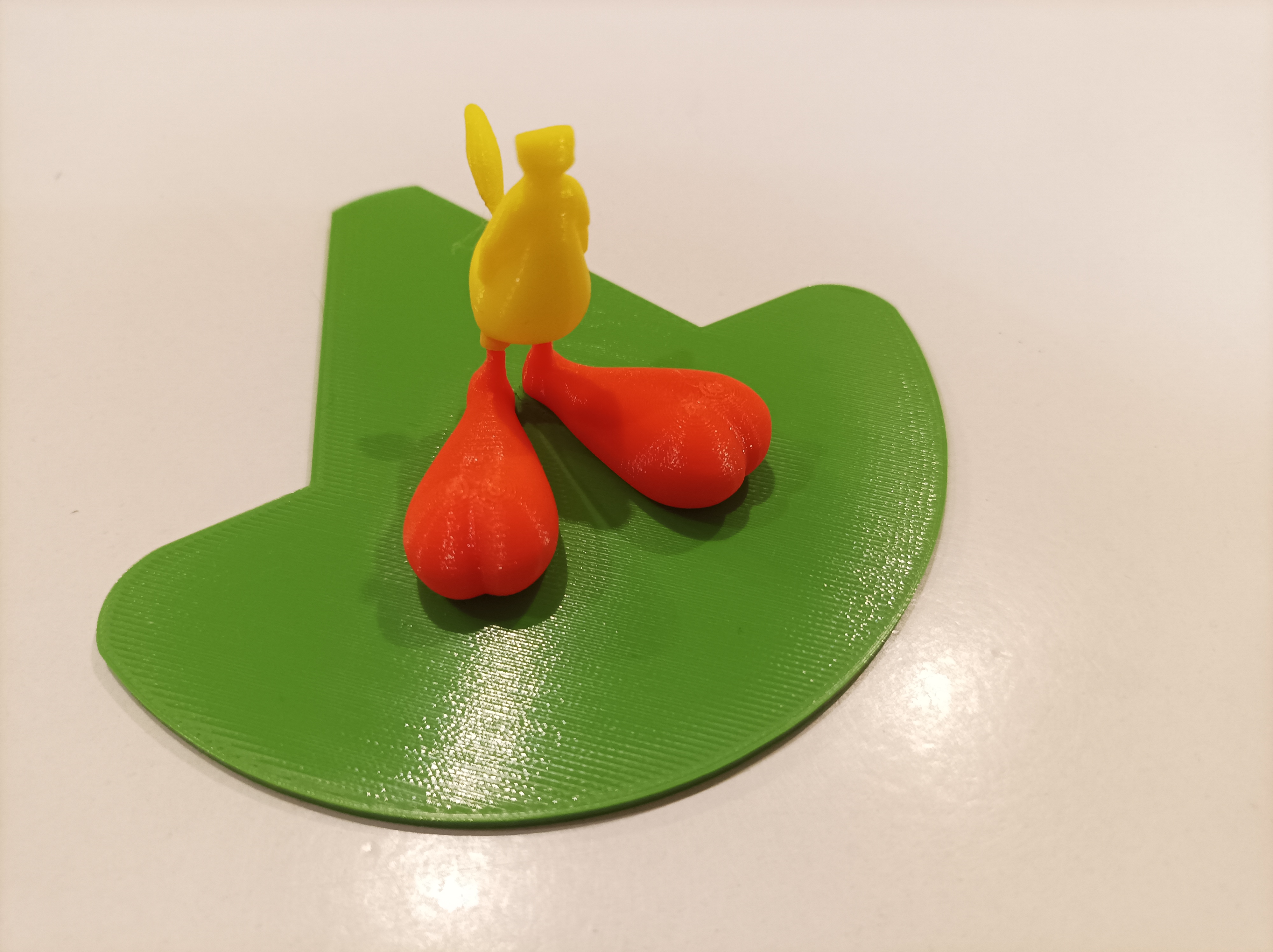 Miniatura 2 do modelo 3D Tweety Stand