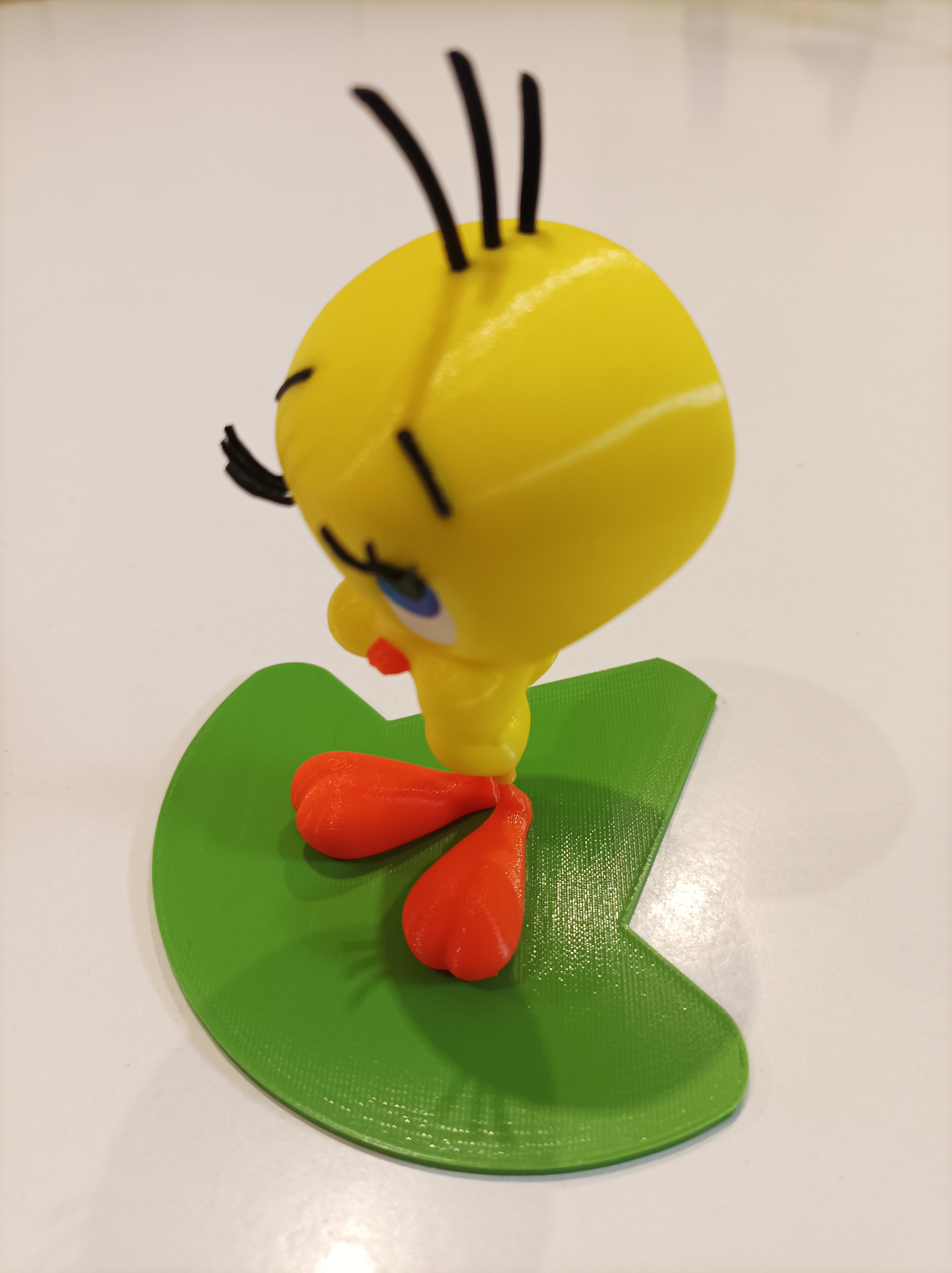 Miniatura 3 do modelo 3D Tweety Stand