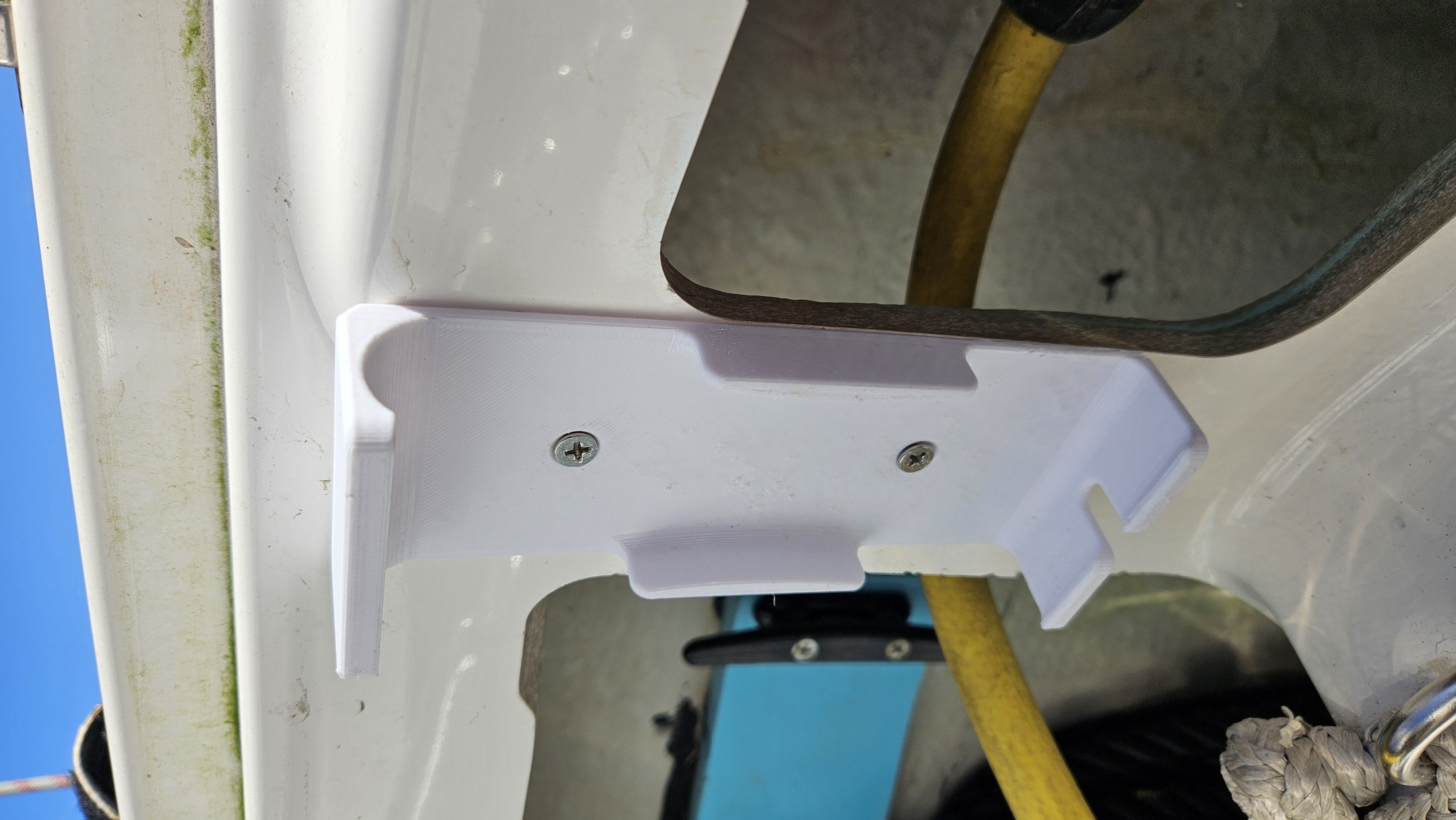 Lewmar mount for windlass remote control