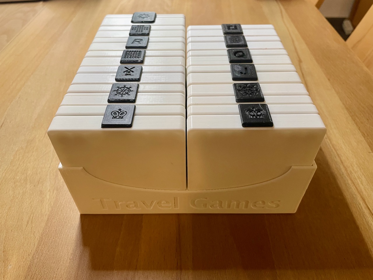 Organizer for Travel Games
