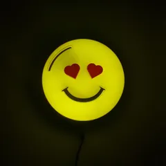 emoji in love