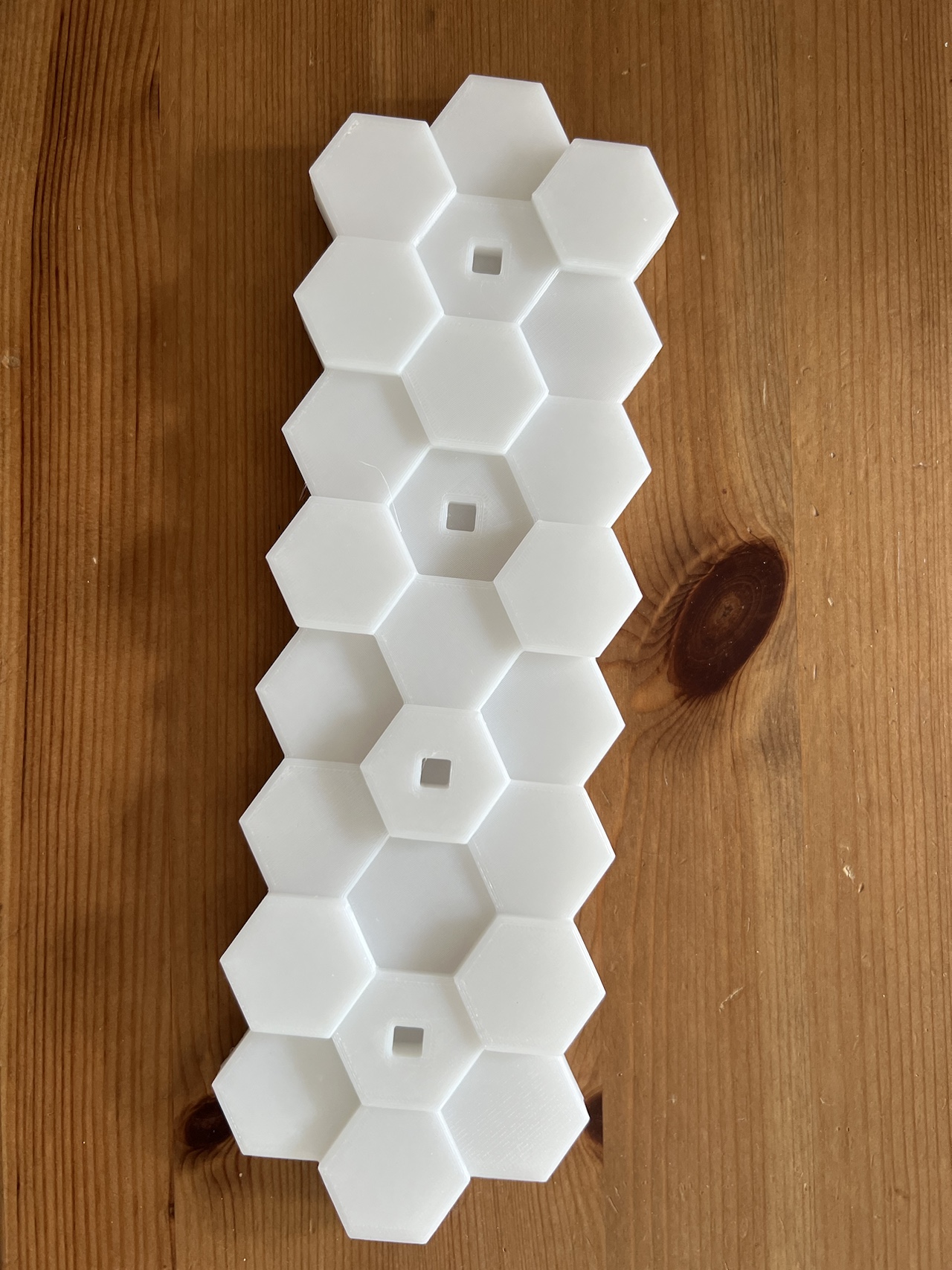 Hexagonal Surface Keyhook: Remixed and Improved. — miniatura 2