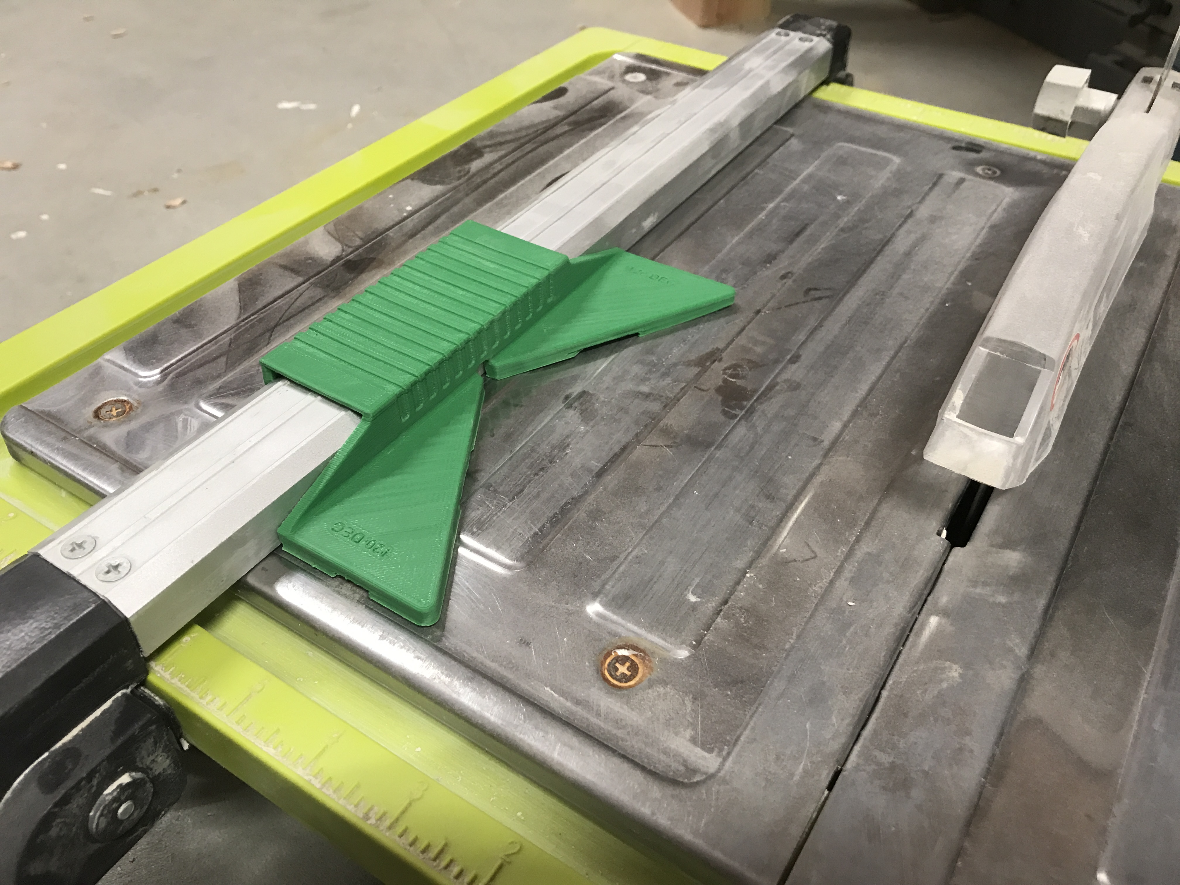 Ryobi Wet Saw Hexagon Rip Fence by Fulcrum Design Download free STL