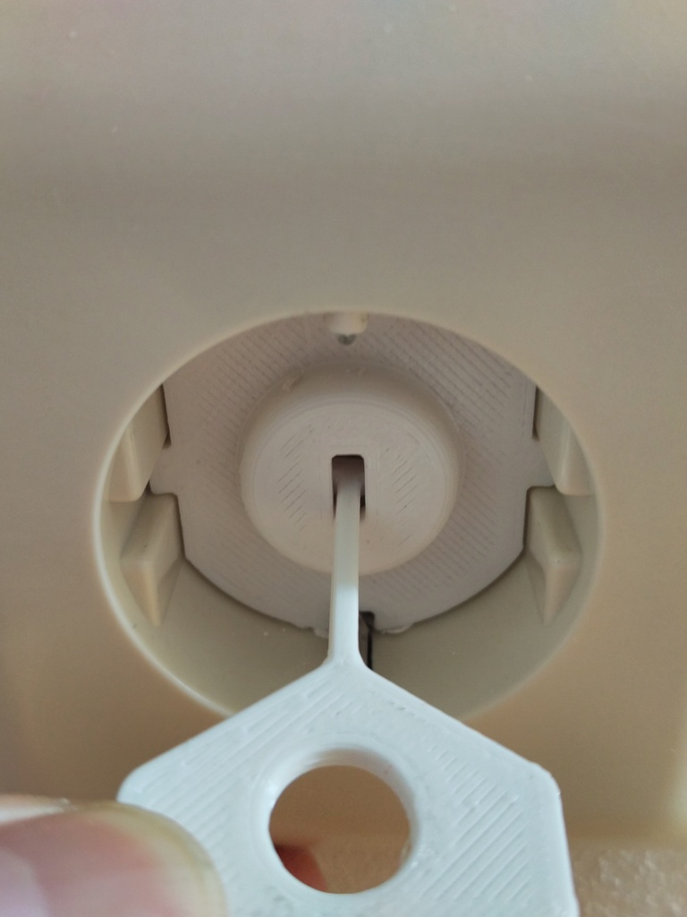Miniatura 2 do modelo 3D Socket Protector (SCHUKO)