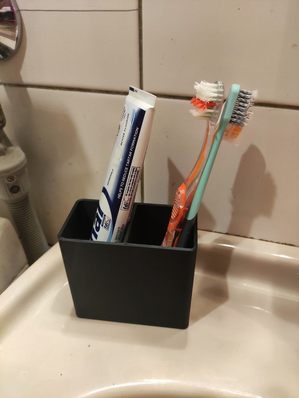 toothbrush-and-toothpaste-holder-by-bady-download-free-stl-model