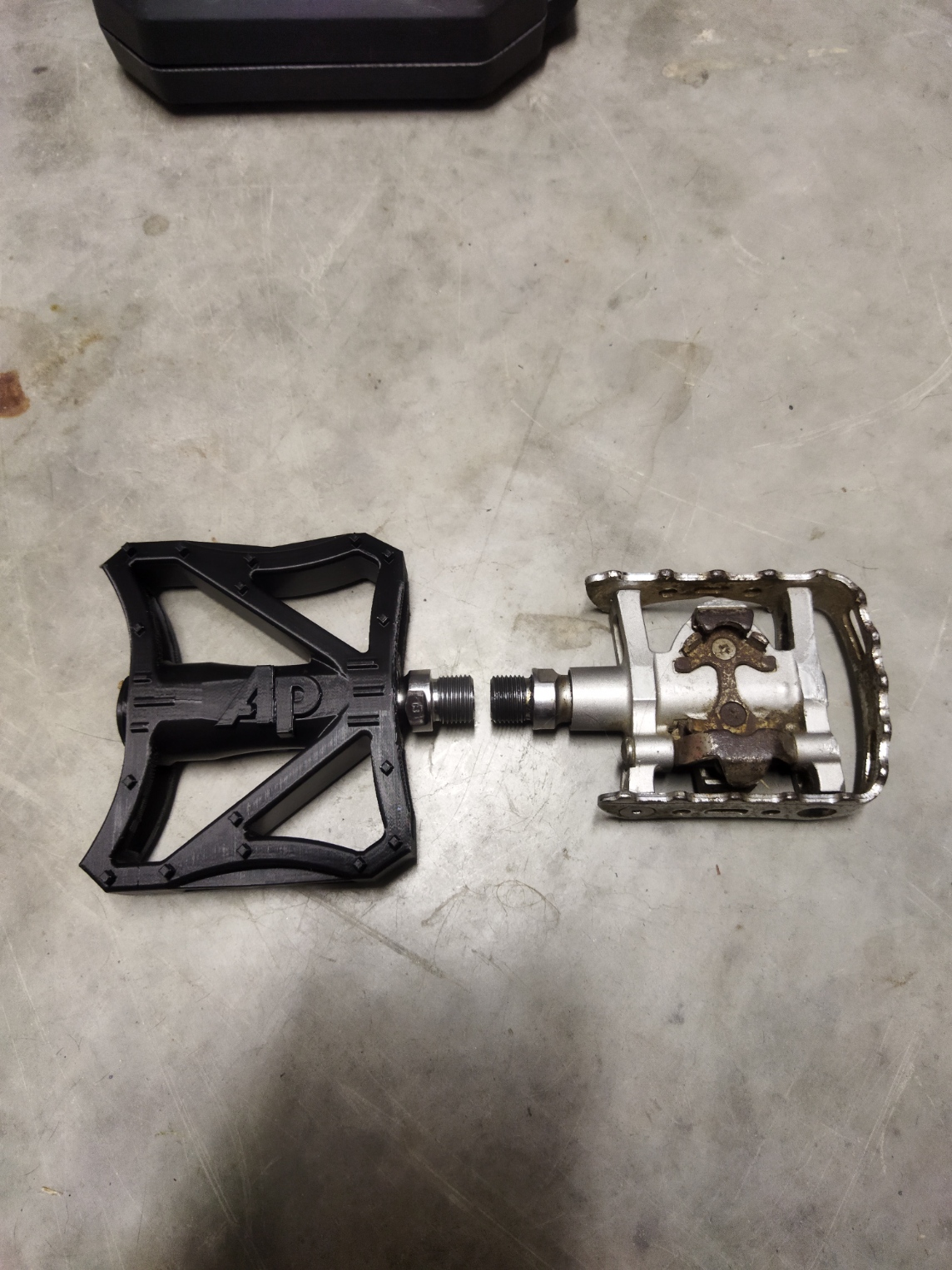 grippy bike pedals