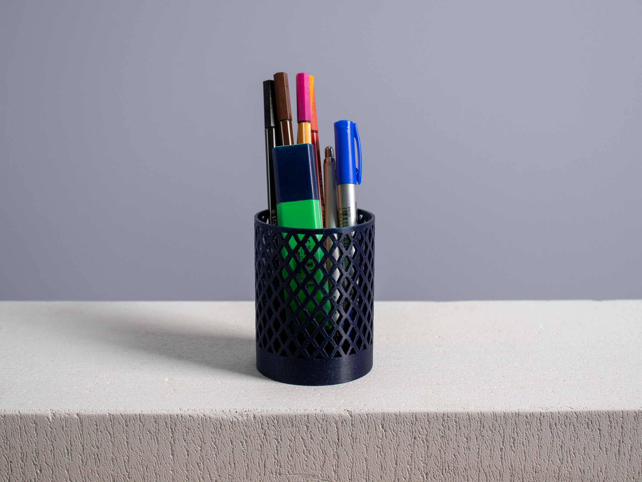 Cylinder Pencil Holder with Diamond Texture by Slimprint Download