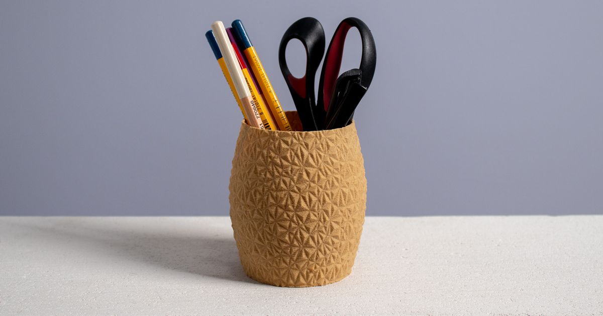 faceted-pencil-holder-vase-mode-by-slimprint-download-free-stl