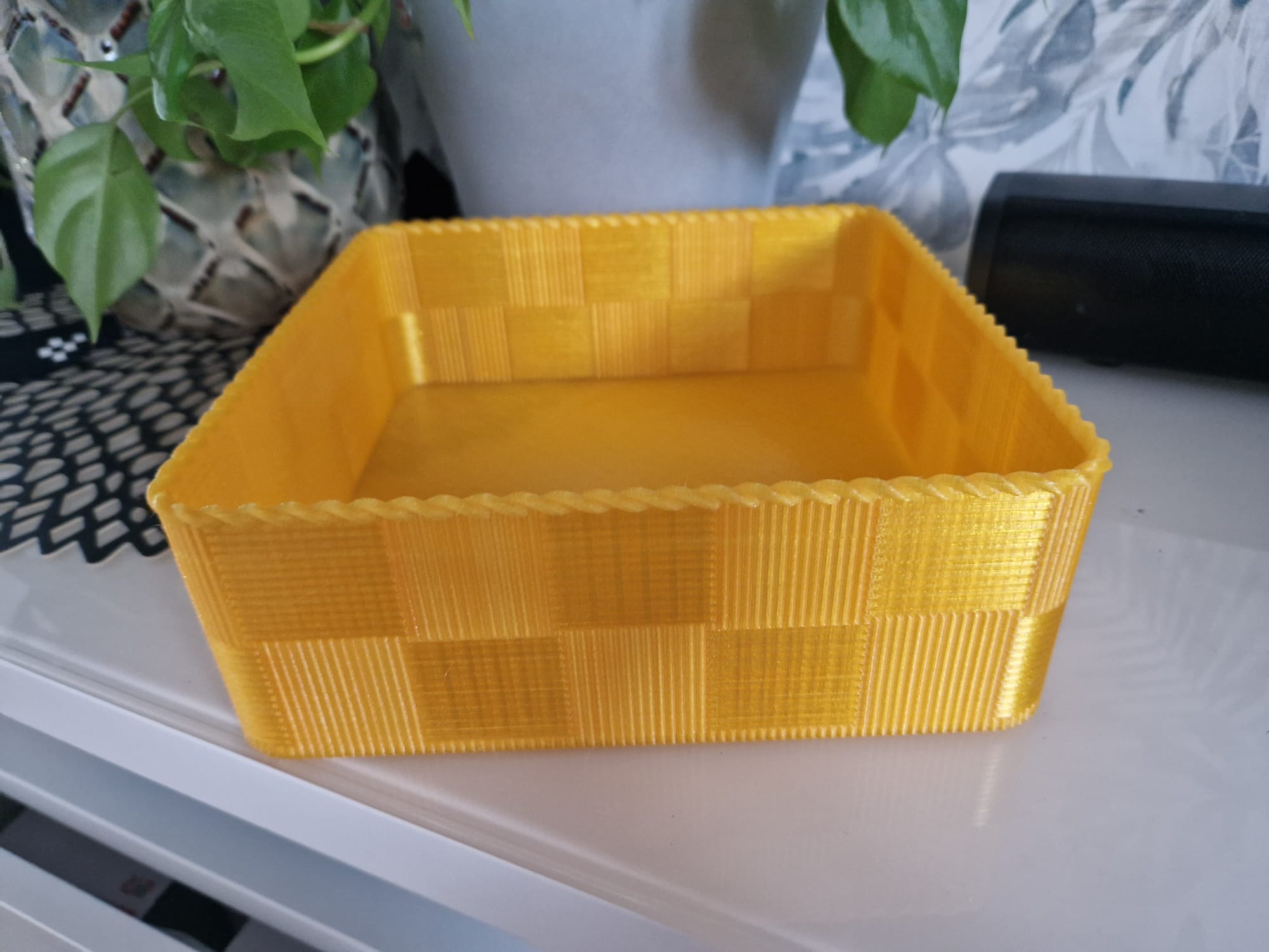 Square basket