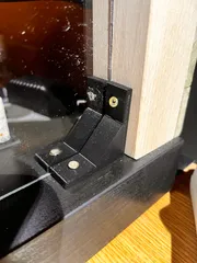 Window corner holder
