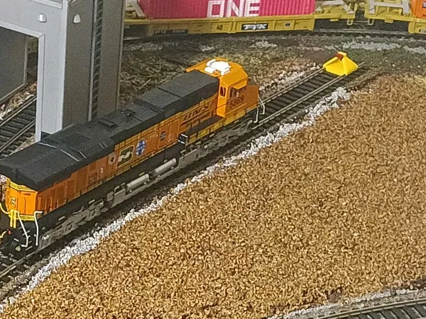 HO Scale track bumper