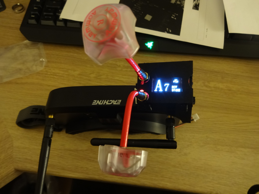 Miniatura 3 do modelo 3D Eachine EV100 Receiver Case Mod