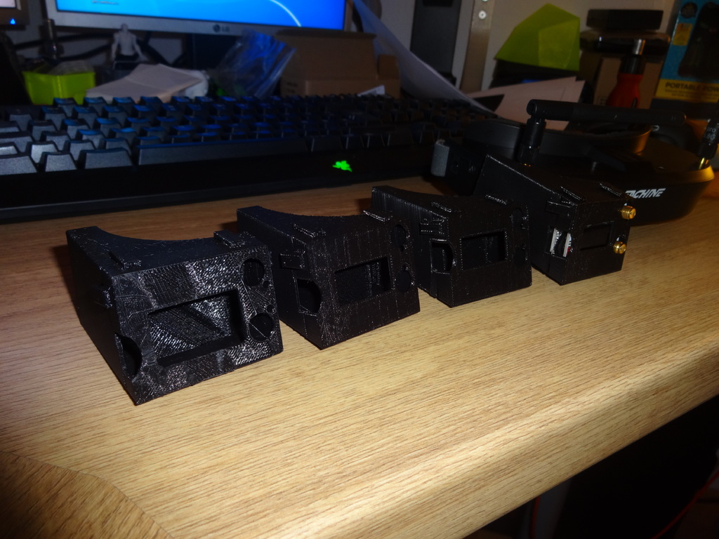 Miniatura 7 do modelo 3D Eachine EV100 Receiver Case Mod