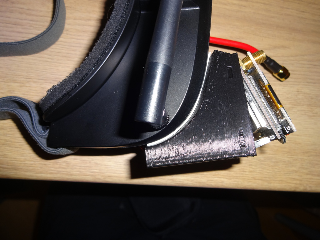 Miniatura 13 do modelo 3D Eachine EV100 Receiver Case Mod