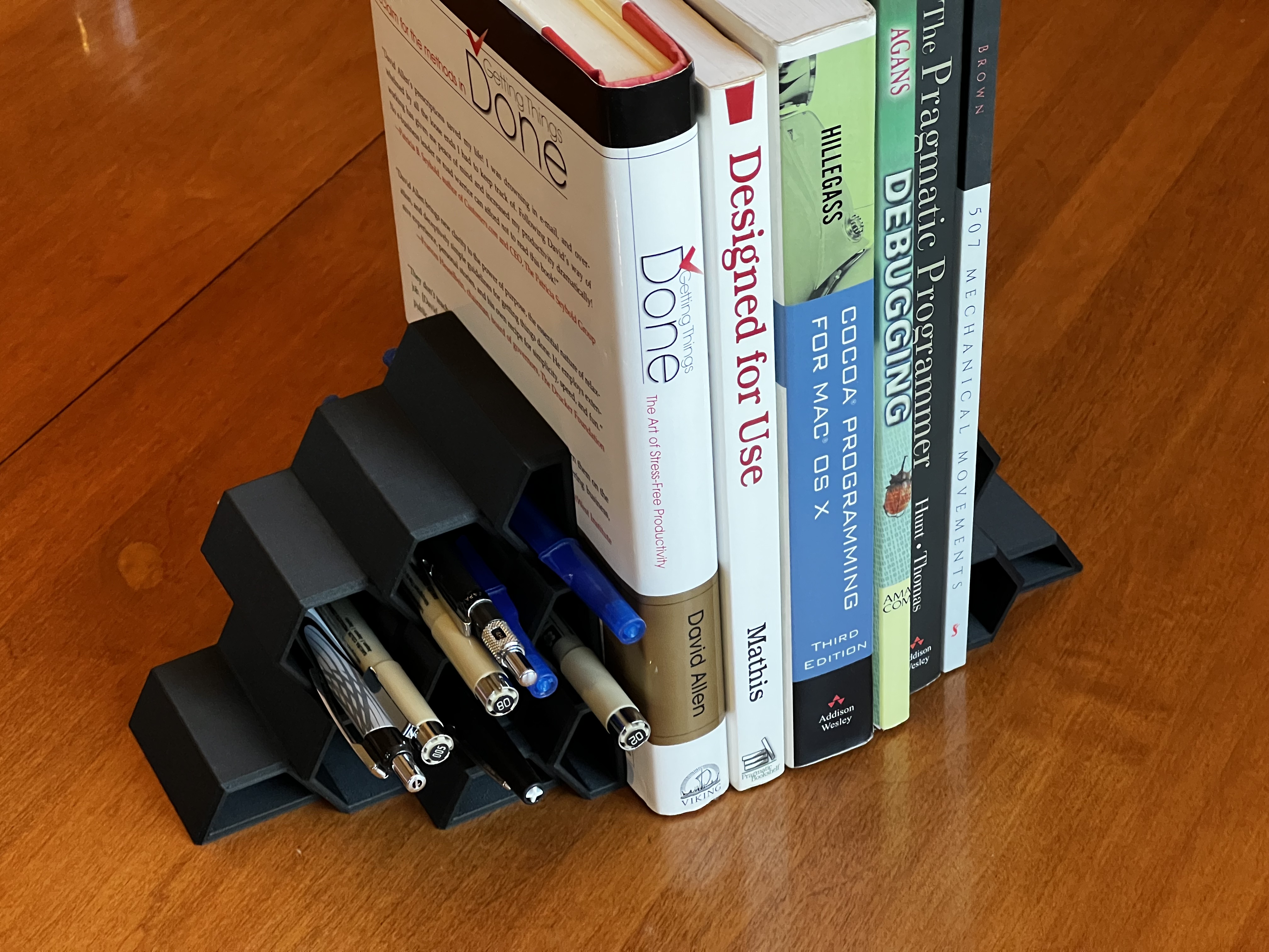 Miniatura 6 do modelo 3D Hexagonal Bookends (Parametric)
