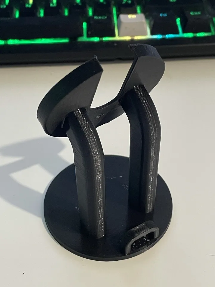 The Surge Wavy 3D Printed Magsafe Charger Stand 