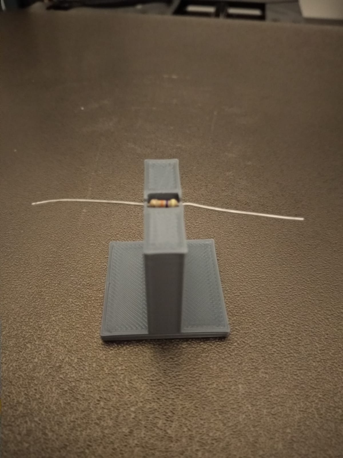 Resistor leg bender — miniatura 2