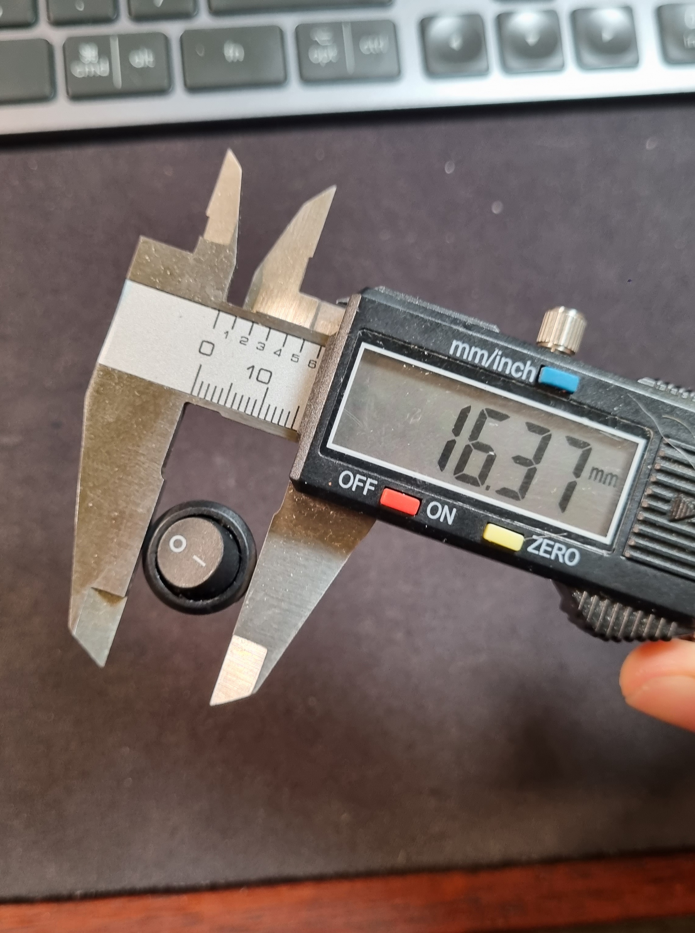 Round Rocker Switch Housing by slimpickens Download free STL model