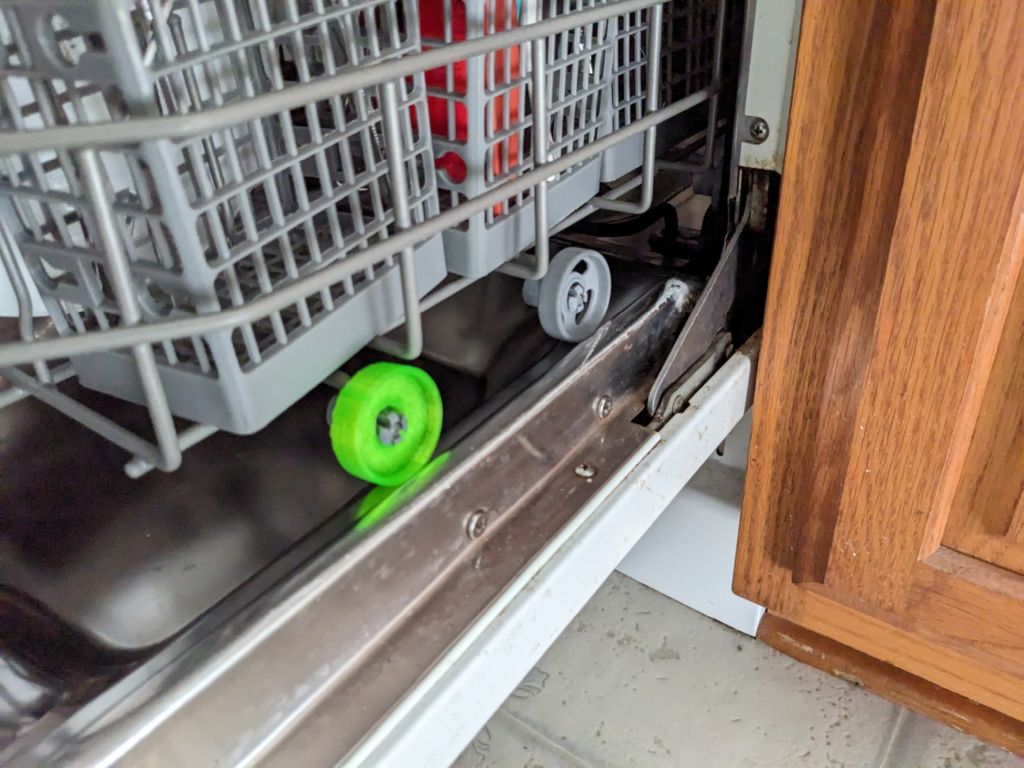 GE QuietPower 3 dishwasher rack wheel by Nikdfish Download free STL